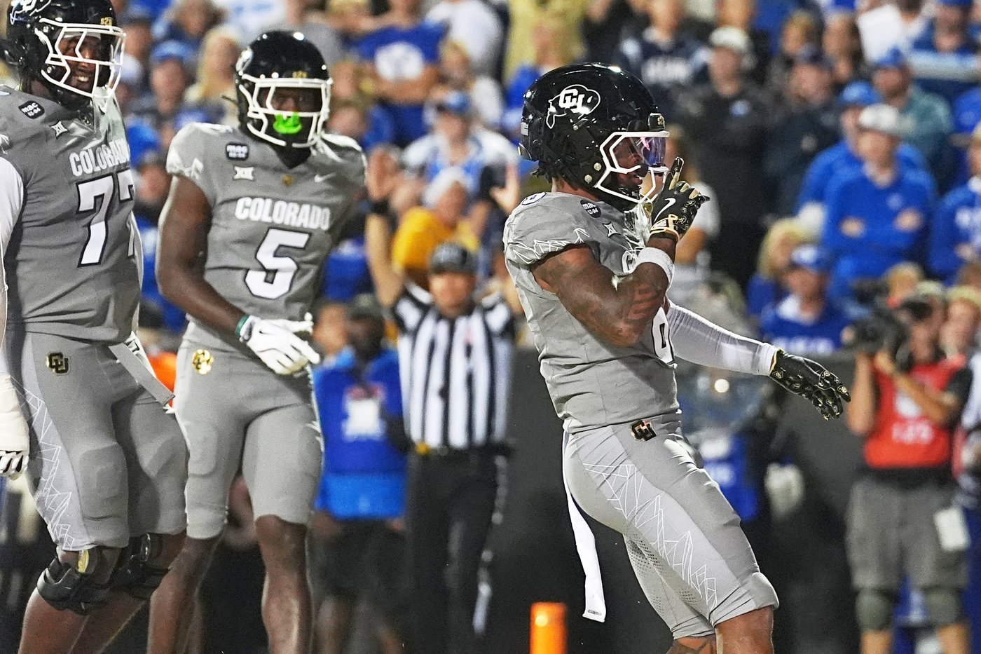 Hagen scores late, Bachmeier throws 2 TD passes as No. 25 BYU rallies to beat Colorado 24-21 | iNFOnews.ca Hagen scores late, Bachmeier throws 2 TD passes as No. 25 BYU rallies to beat Colorado 24-21 | iNFOnews.ca