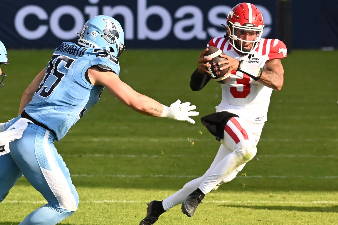 Vernon Adams Jr. faces his former team when Stamps take on Lions | iNFOnews.ca