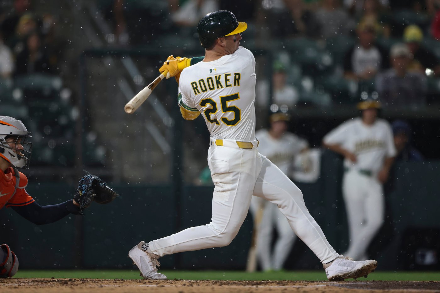 Langeliers has HR among 4 hits, Soderstrom also goes deep as Athletics beat Astros 6-0 | iNFOnews.ca
