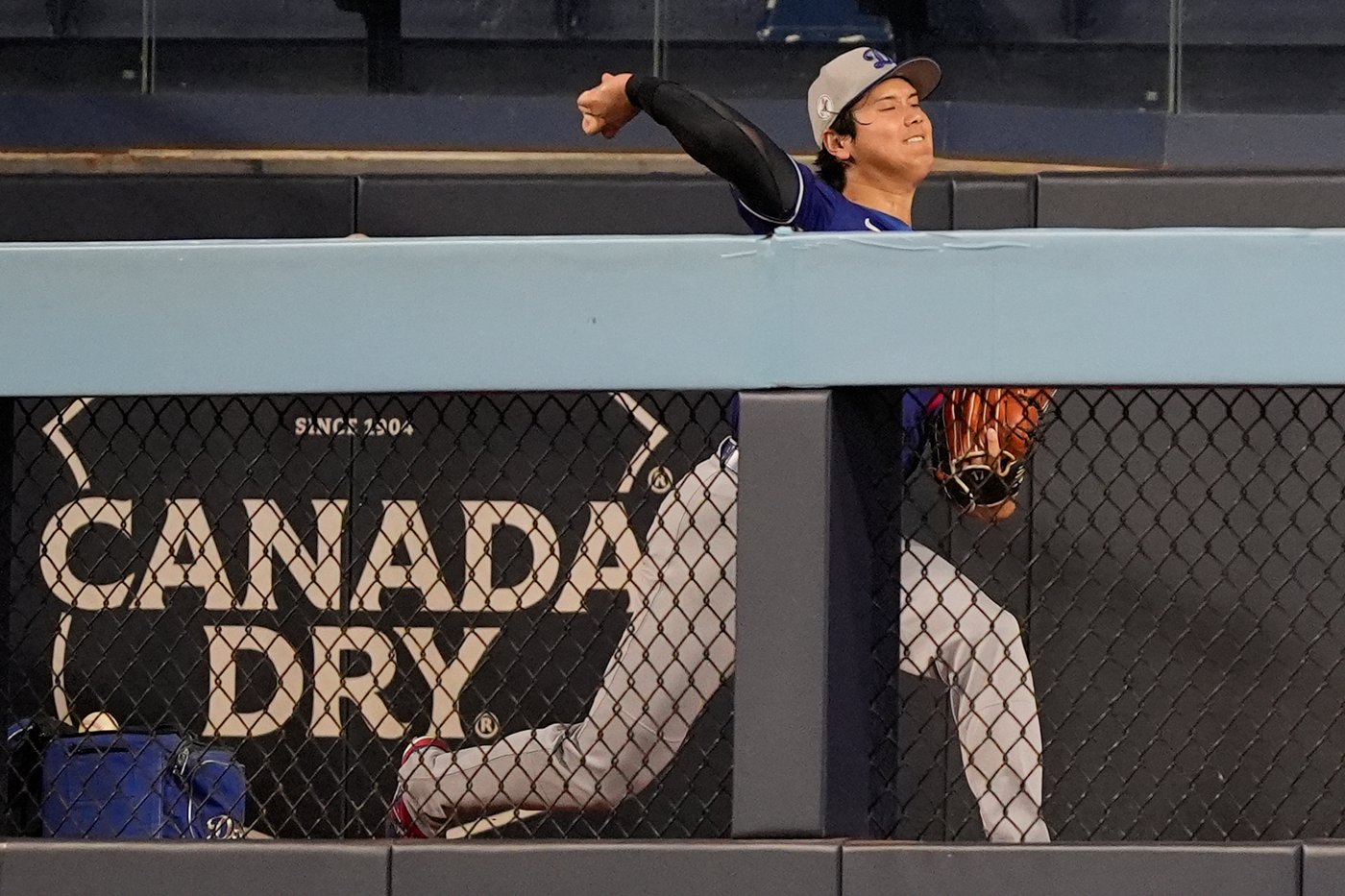 As Dodgers try to become first repeat champion in quarter-century, Roberts hopes he's not a villain | iNFOnews.ca As Dodgers try to become first repeat champion in quarter-century, Roberts hopes he's not a villain | iNFOnews.ca