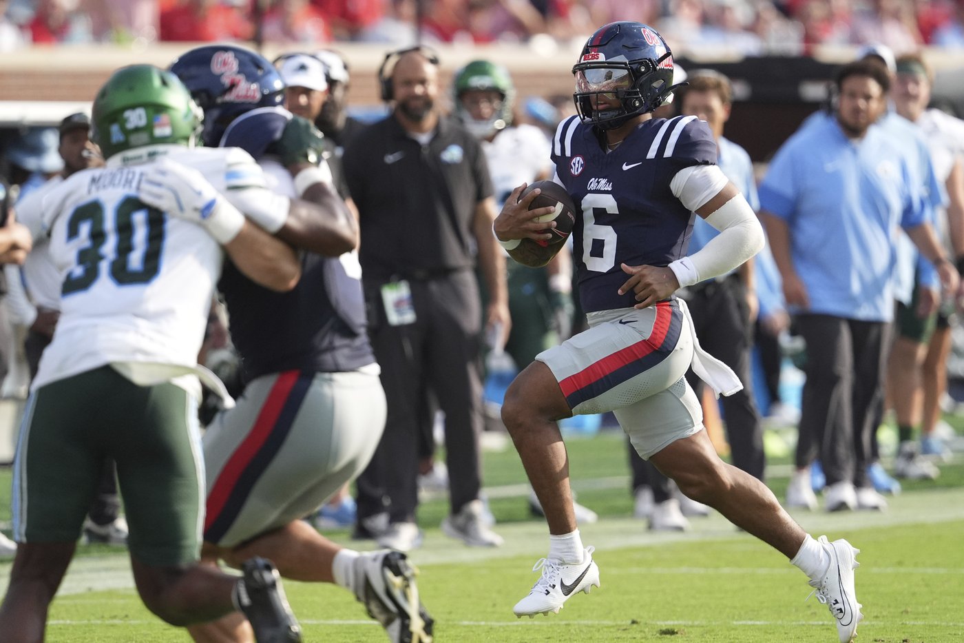 A tantalizing twin bill in the SEC: 17 Alabama at 5 Georgia, 4 LSU at 13 Ole Miss | iNFOnews.ca