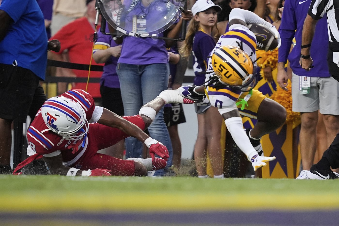 Nussmeier's 237 yards and TD passing enough for No. 3 LSU to top feisty Louisiana Tech, 23-7 | iNFOnews.ca