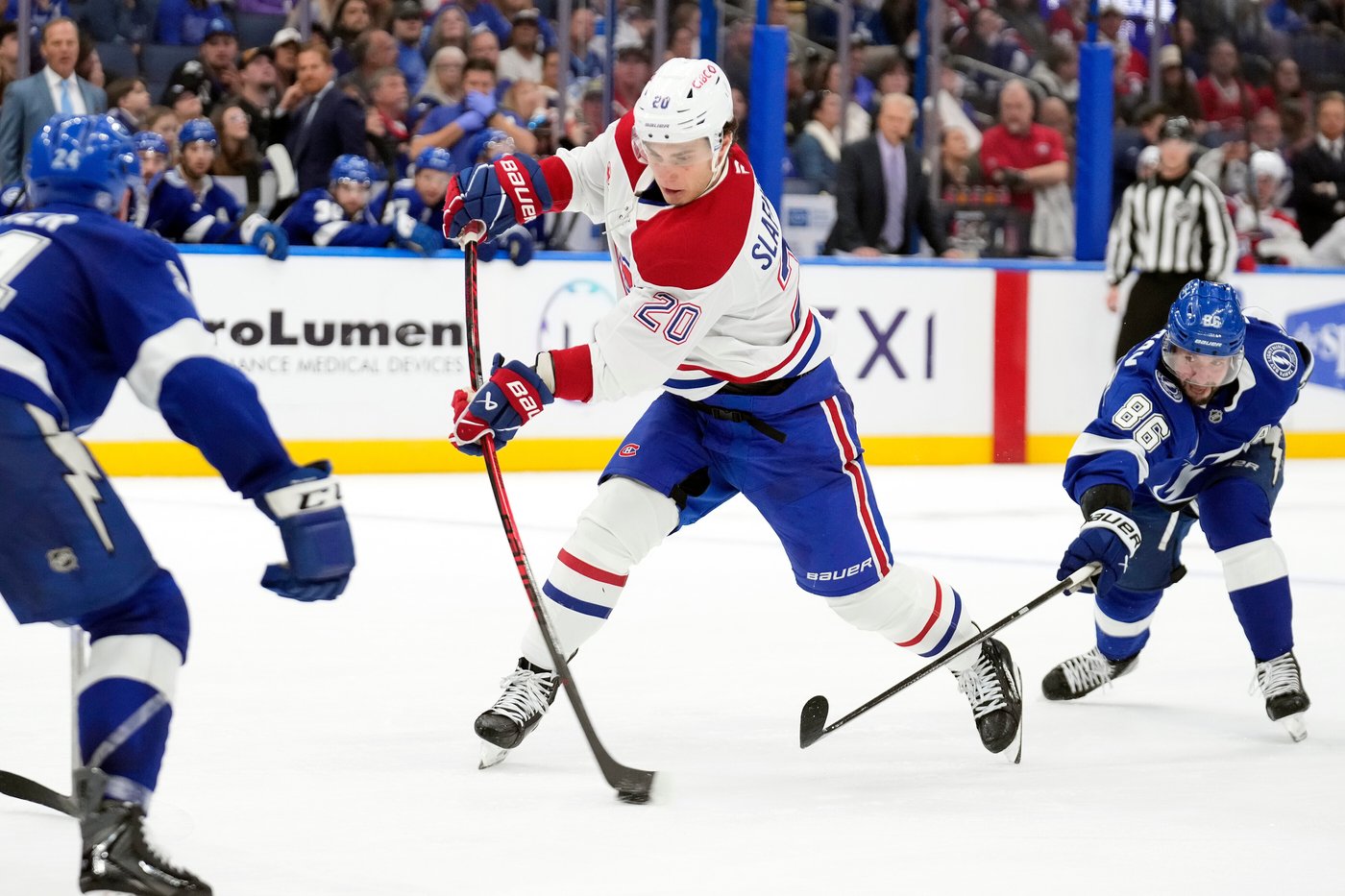 Lightning hold off Canadiens 5-4 in shootout, extend win streak to 4 games | iNFOnews.ca