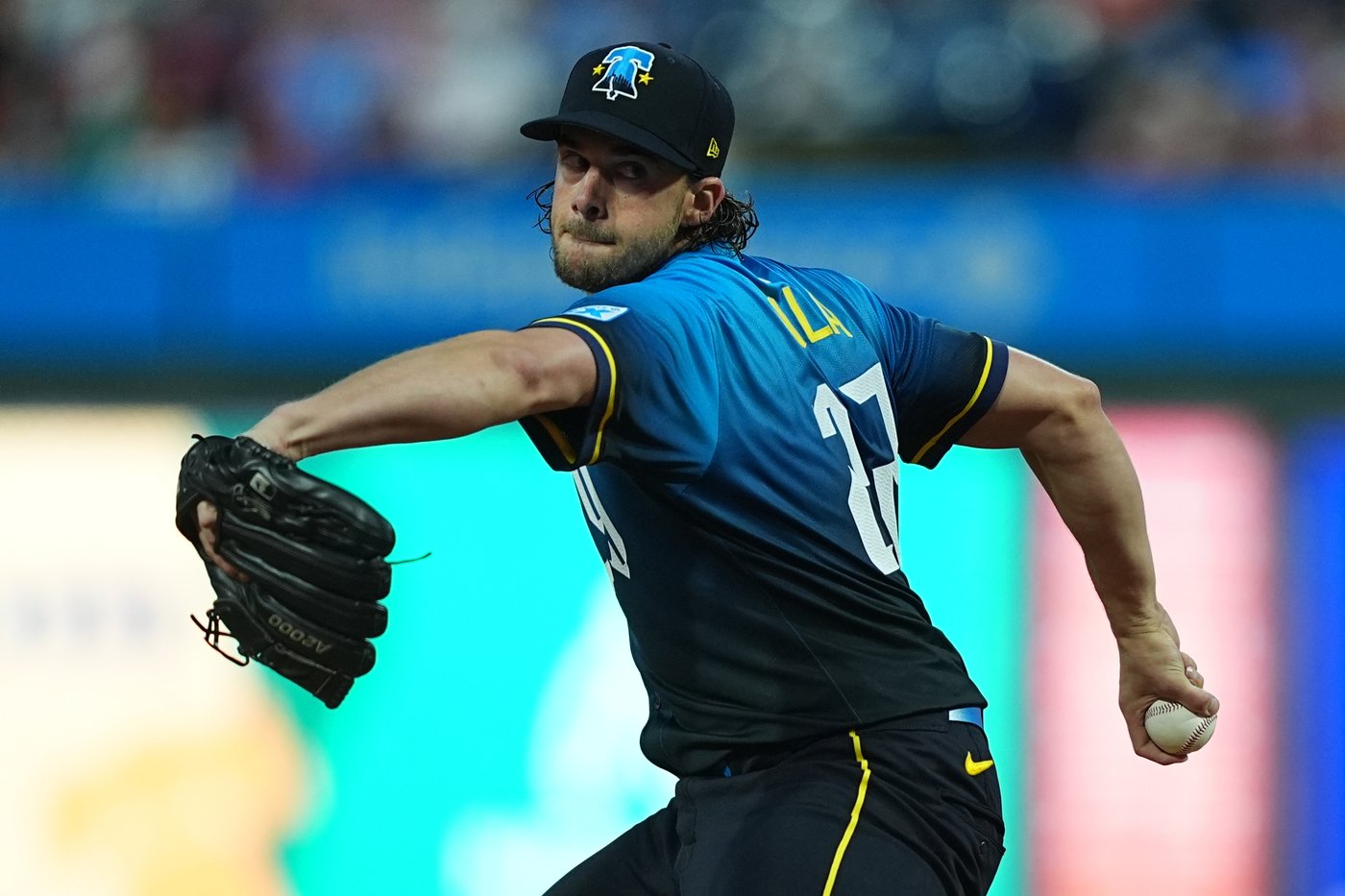 Aaron Nola shakes off miserable season and stakes his claim for spot in Phillies' playoff rotation | iNFOnews.ca