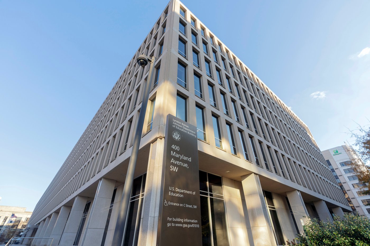 Government shutdown offers schools a glimpse of life without an Education Department | iNFOnews.ca Government shutdown offers schools a glimpse of life without an Education Department | iNFOnews.ca