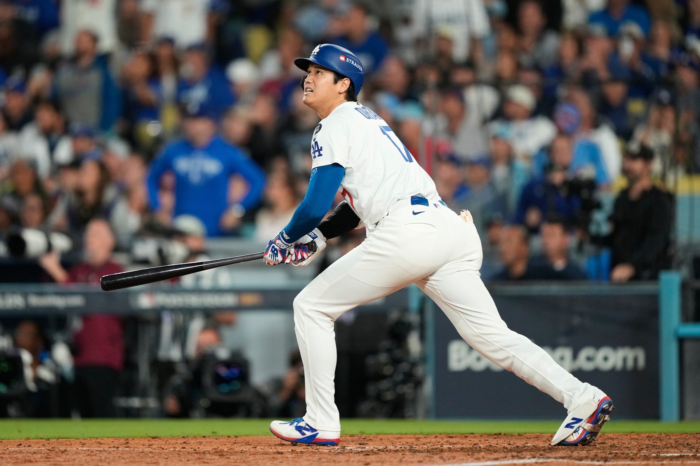 Shohei Ohtani's postseason struggles continue as Dodgers fall to Phillies in Game 3 | iNFOnews.ca