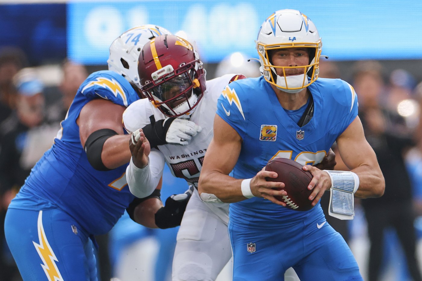 Tagovailoa and Herbert set for another matchup as Dolphins face Chargers | iNFOnews.ca