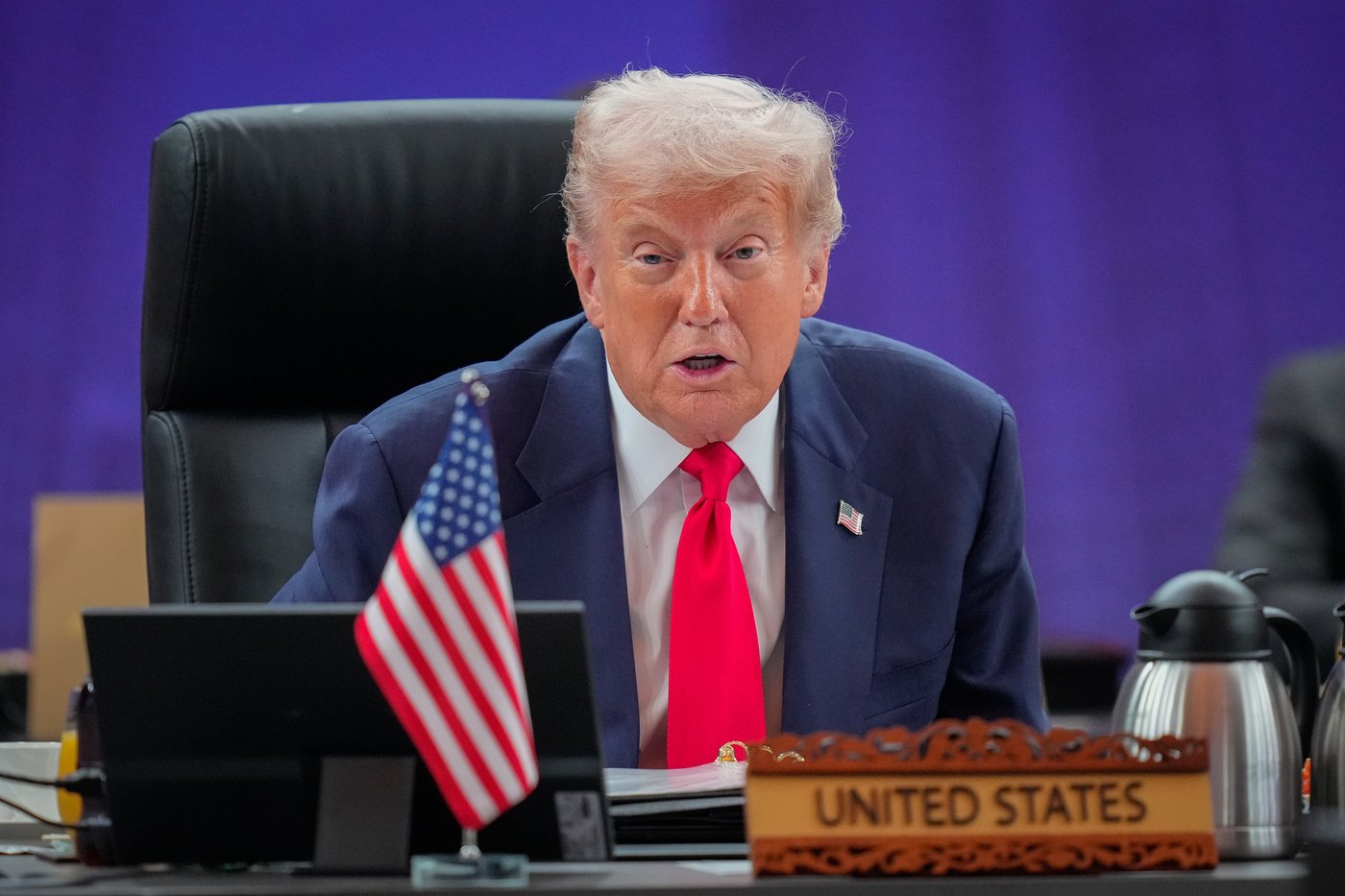 Trump says he will solve Afghanistan-Pakistan crisis 'very quickly' as peace talks enter second day | iNFOnews.ca Trump says he will solve Afghanistan-Pakistan crisis 'very quickly' as peace talks enter second day | iNFOnews.ca