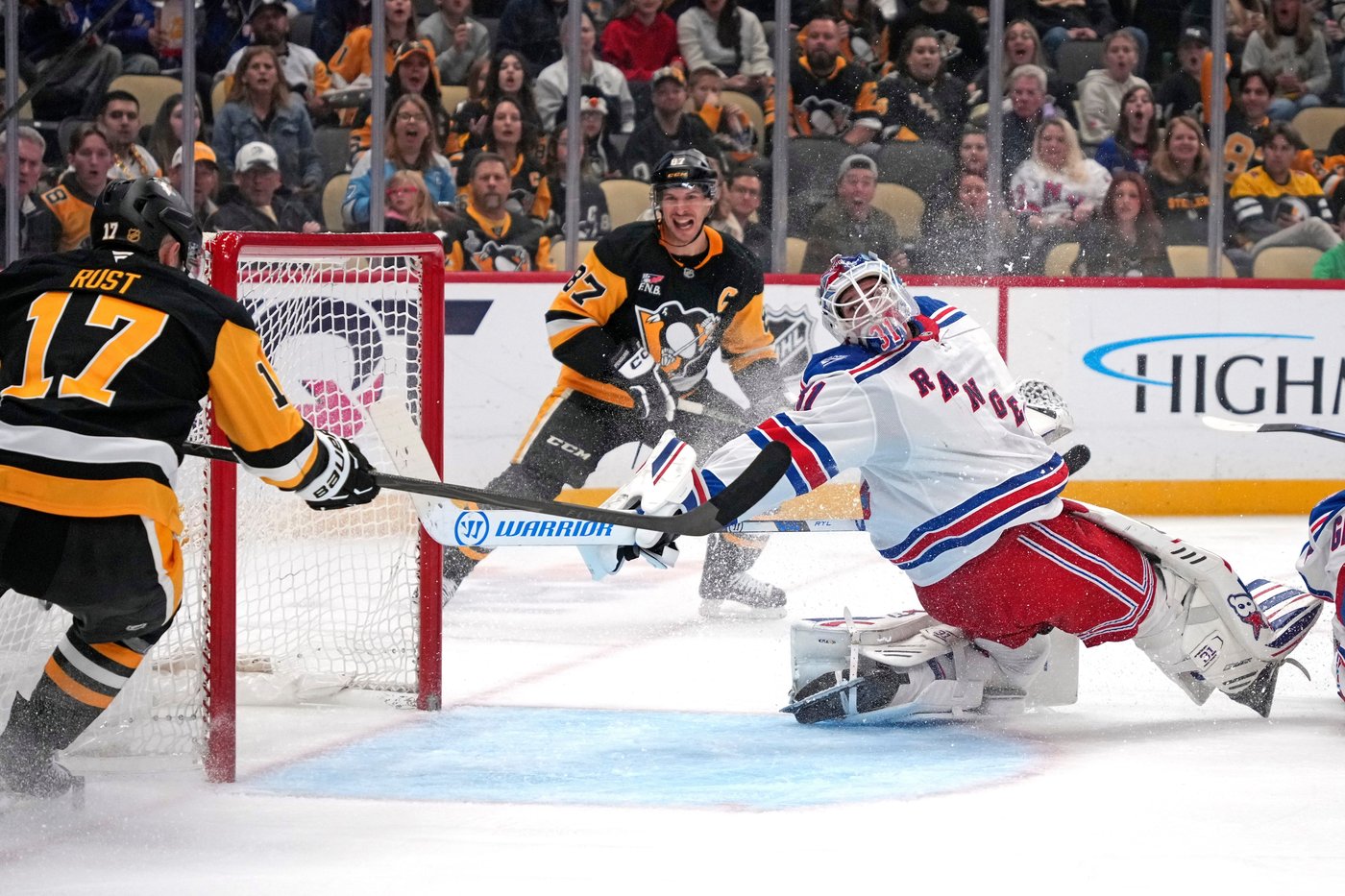 Adam Fox leads Rangers past Penguins 6-1 in coach Mike Sullivan's return to Pittsburgh | iNFOnews.ca