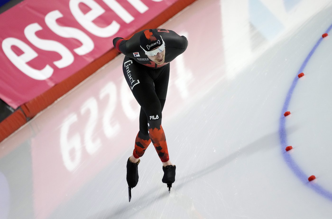 Stolz wins speedskating World Cup gold, Canada's Bloemen, Maltais bronze in Calgary | iNFOnews.ca