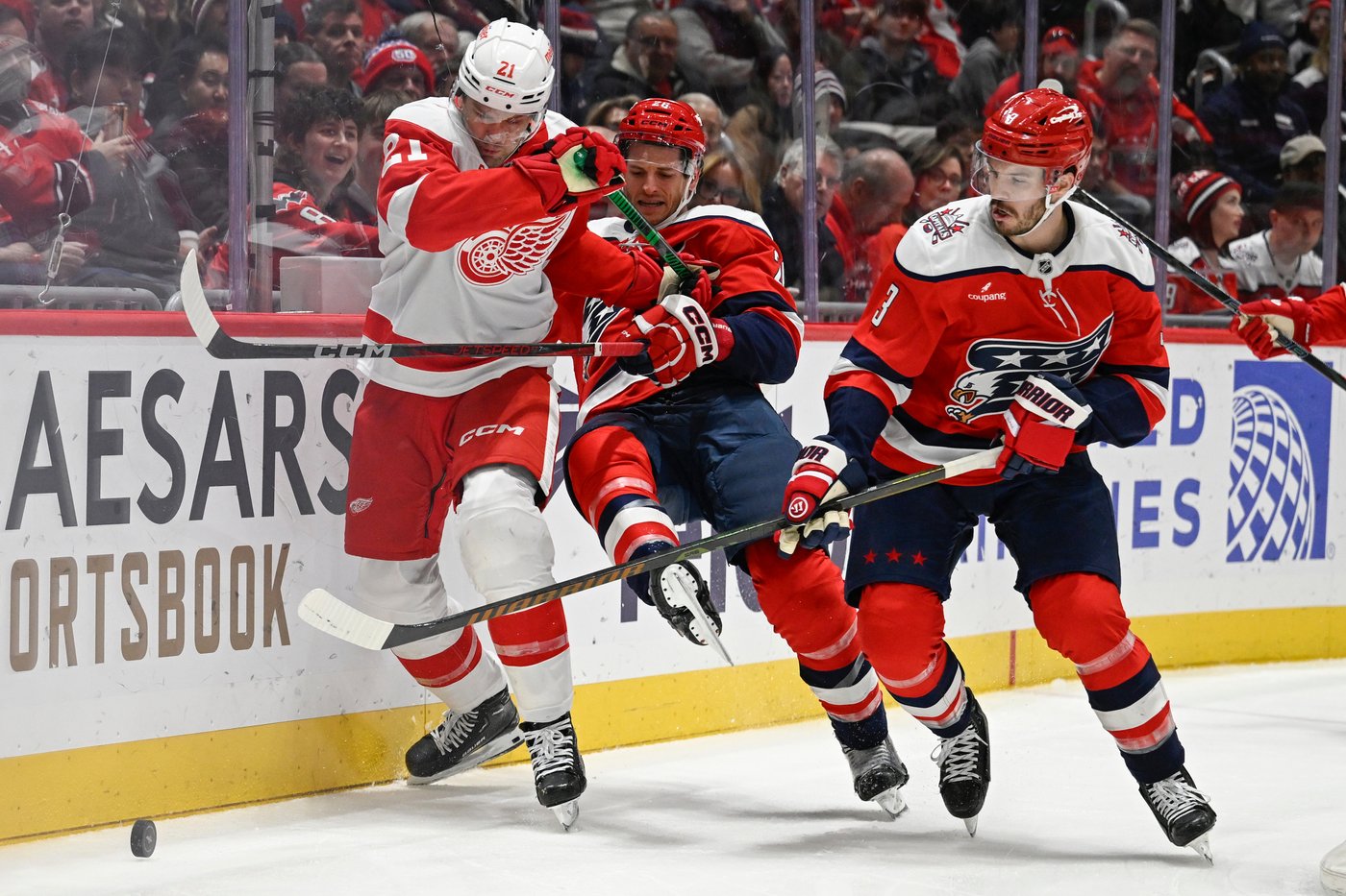 Moritz Seider has a goal and an assist, Red Wings beat Capitals 5-2 | iNFOnews.ca