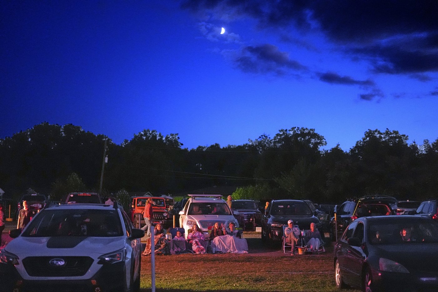 How romance and a road trip led to the purchase of the world's oldest drive-in theater | iNFOnews.ca How romance and a road trip led to the purchase of the world's oldest drive-in theater | iNFOnews.ca