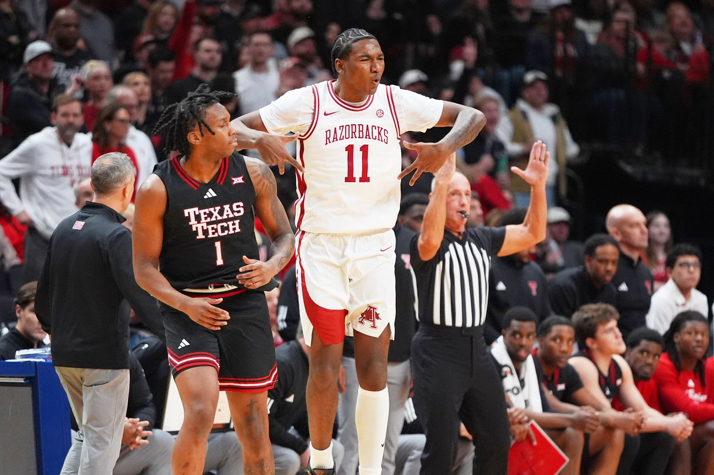Brazile leads No. 17 Arkansas to 93-86 win over No. 16 Texas Tech in rematch of Sweet 16 game | iNFOnews.ca Brazile leads No. 17 Arkansas to 93-86 win over No. 16 Texas Tech in rematch of Sweet 16 game | iNFOnews.ca