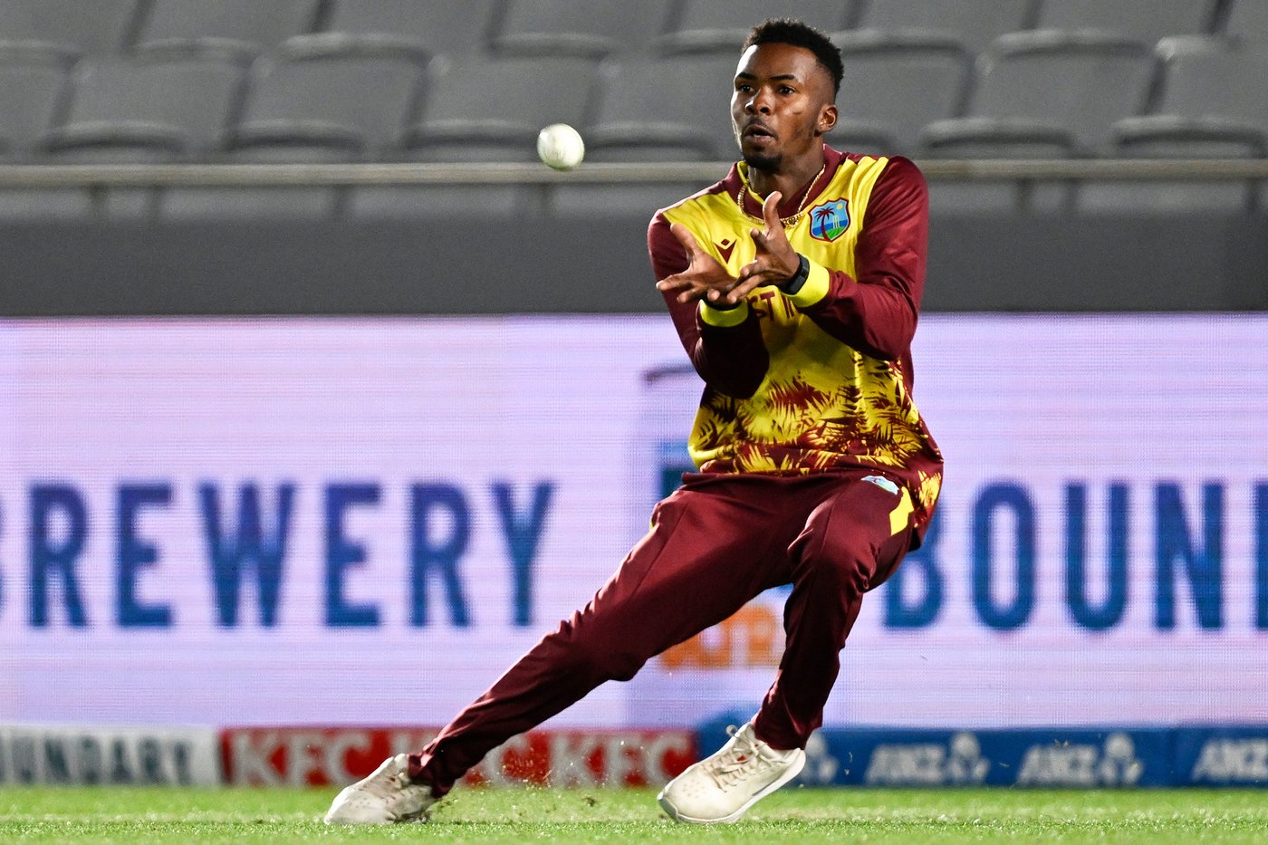 Santner surge in vain as West Indies defends 164 to beat New Zealand by 7 runs in 1st T20 | iNFOnews.ca Santner surge in vain as West Indies defends 164 to beat New Zealand by 7 runs in 1st T20 | iNFOnews.ca