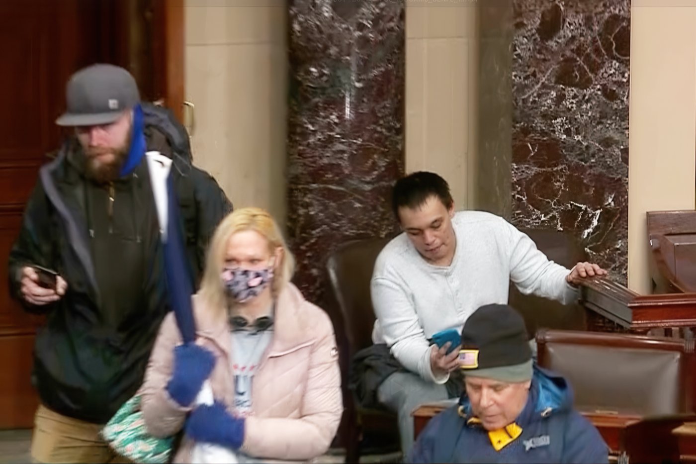 Man pardoned after storming Capitol is charged with threatening to kill Hakeem Jeffries | iNFOnews.ca Man pardoned after storming Capitol is charged with threatening to kill Hakeem Jeffries | iNFOnews.ca