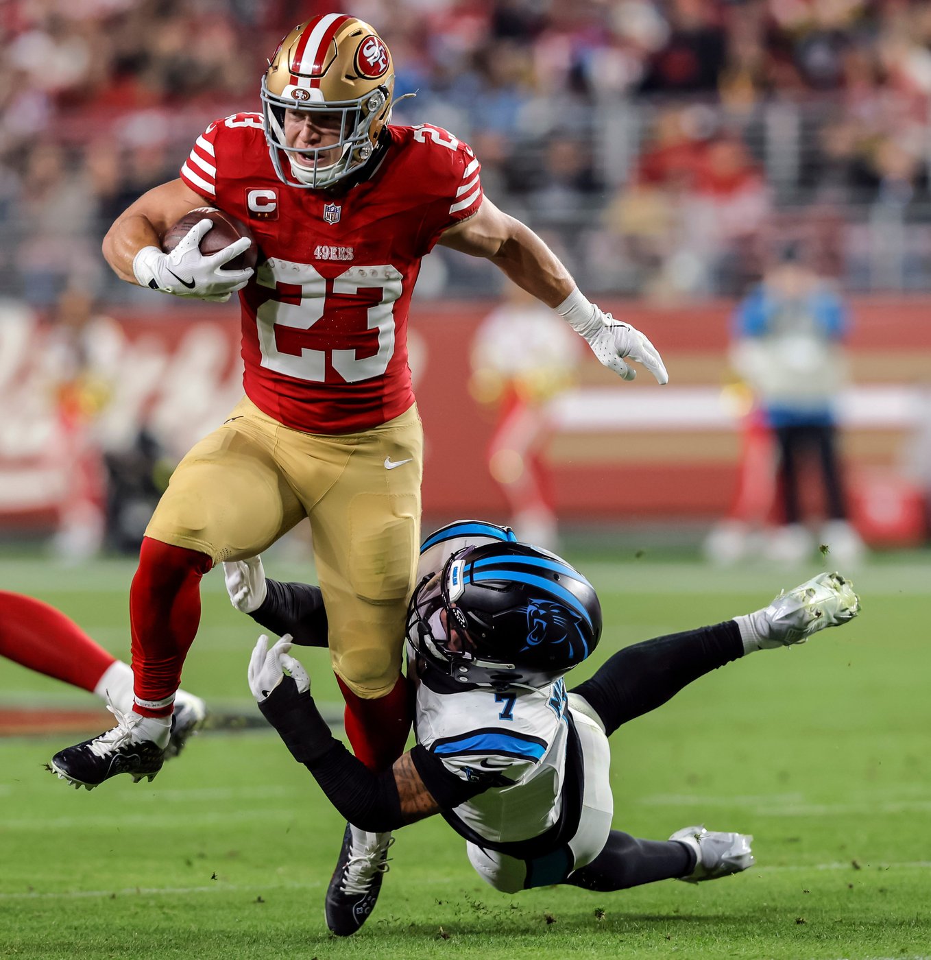 49ers defense shines as Purdy's 3 interceptions nearly derail win over Panthers | iNFOnews.ca
