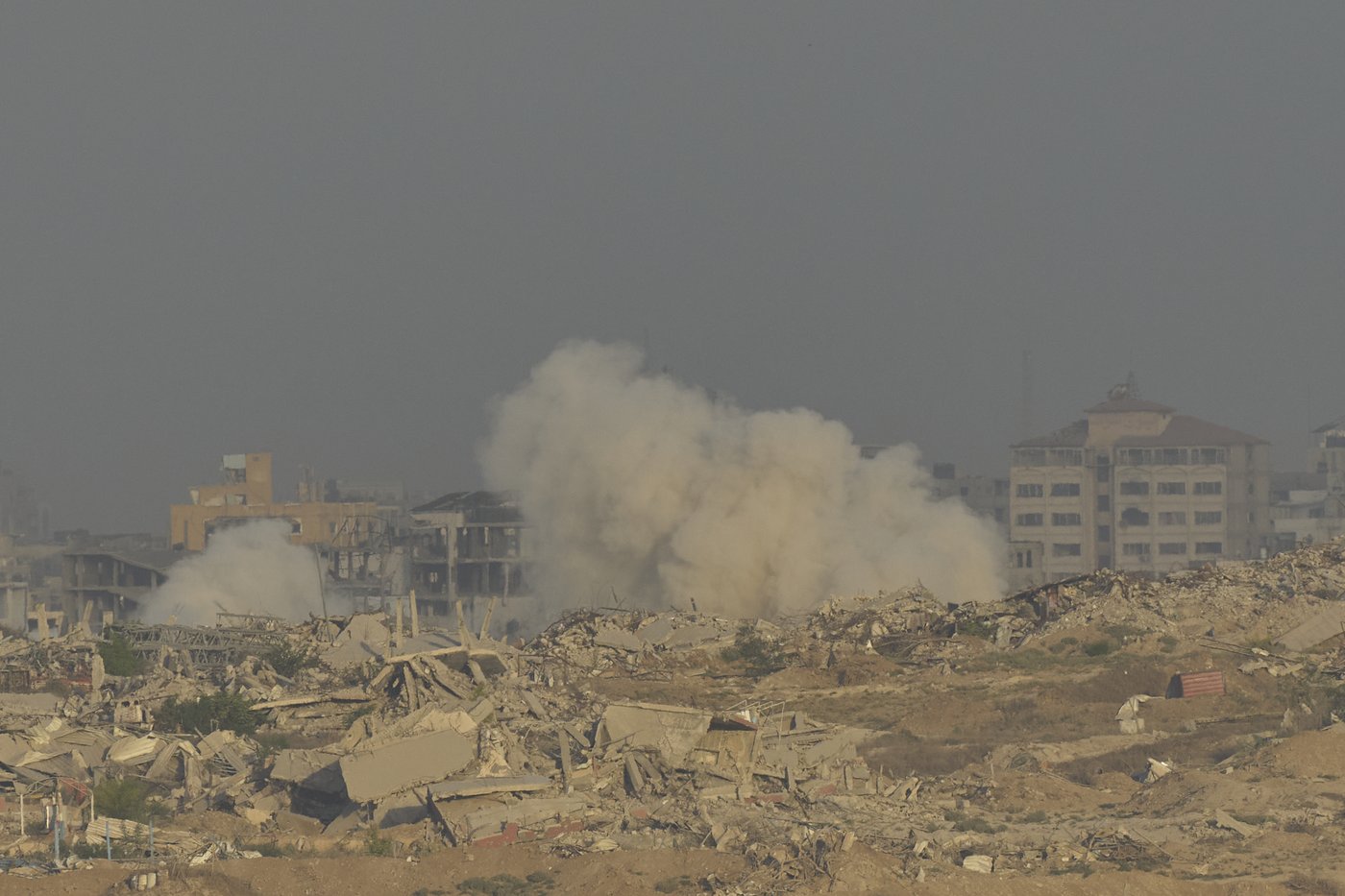 Israel kills 34 people in Gaza ahead of UN meeting, where countries will recognize Palestinian state | iNFOnews.ca