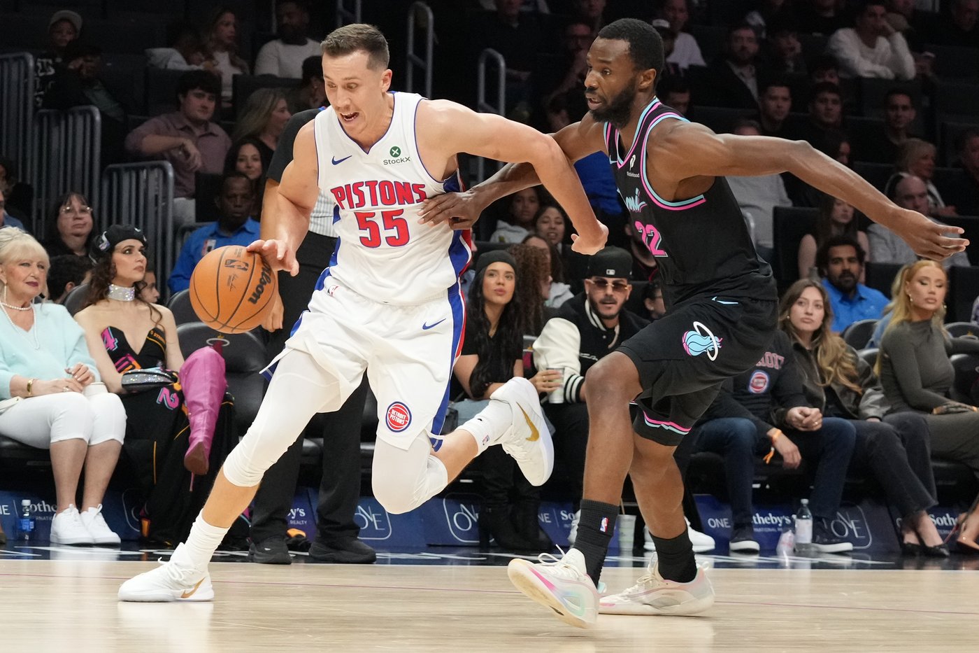 Duncan Robinson gets a win in return to Miami, as Pistons hold off Heat 138-135 | iNFOnews.ca