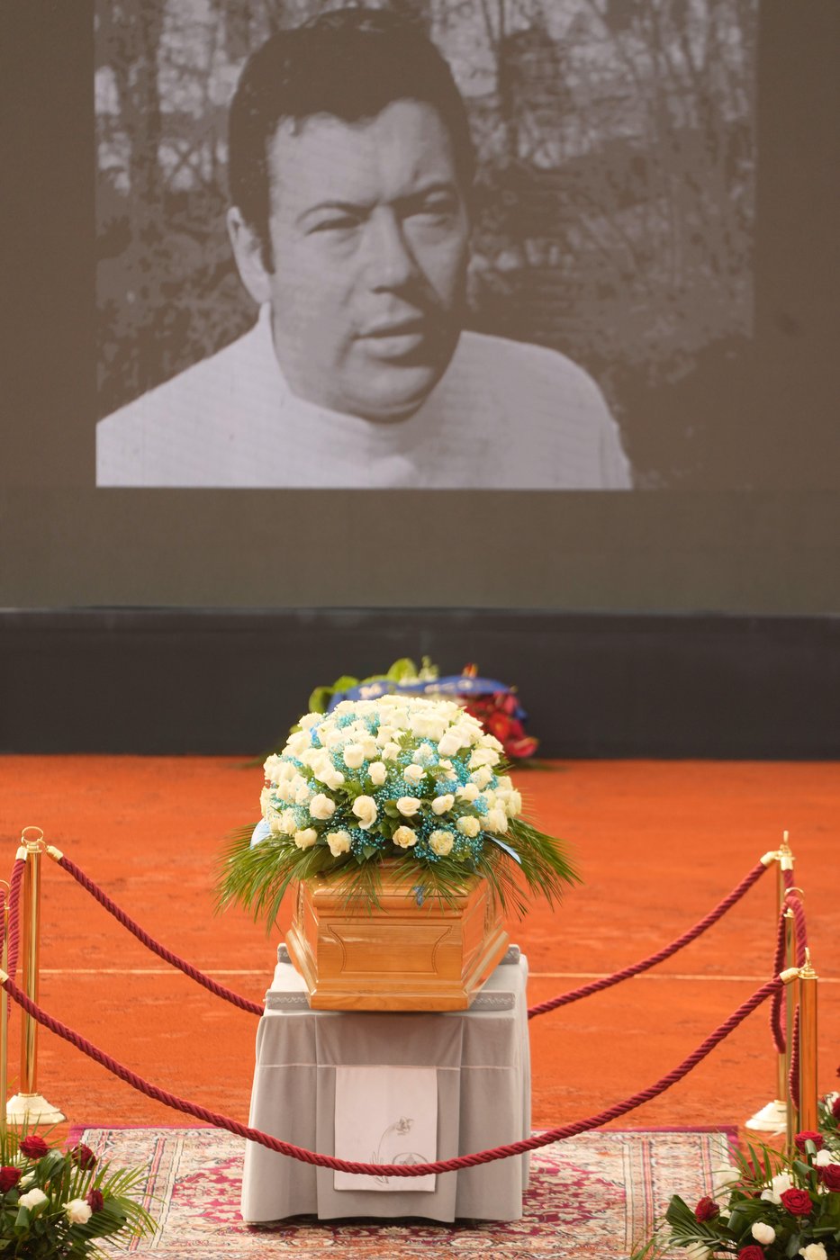 'My Way:' Hundreds honor the late tennis great Nicola Pietrangeli at Rome memorial | iNFOnews.ca