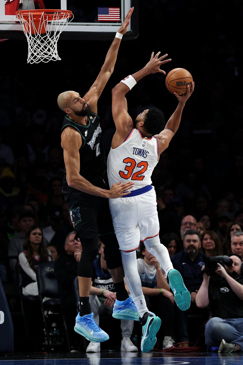 Timberwolves beat Towns for first time as Edwards scores 38 points in 115-104 win over Knicks | iNFOnews.ca