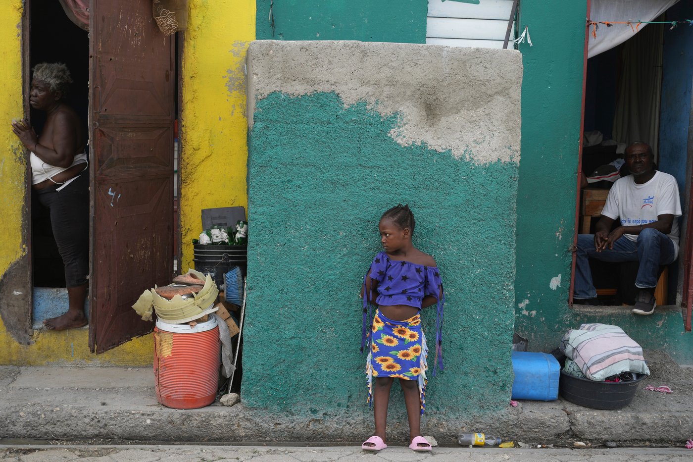 Migrants return to Venezuela, a gold mine rescue and more top photos this week from Latin America | iNFOnews.ca