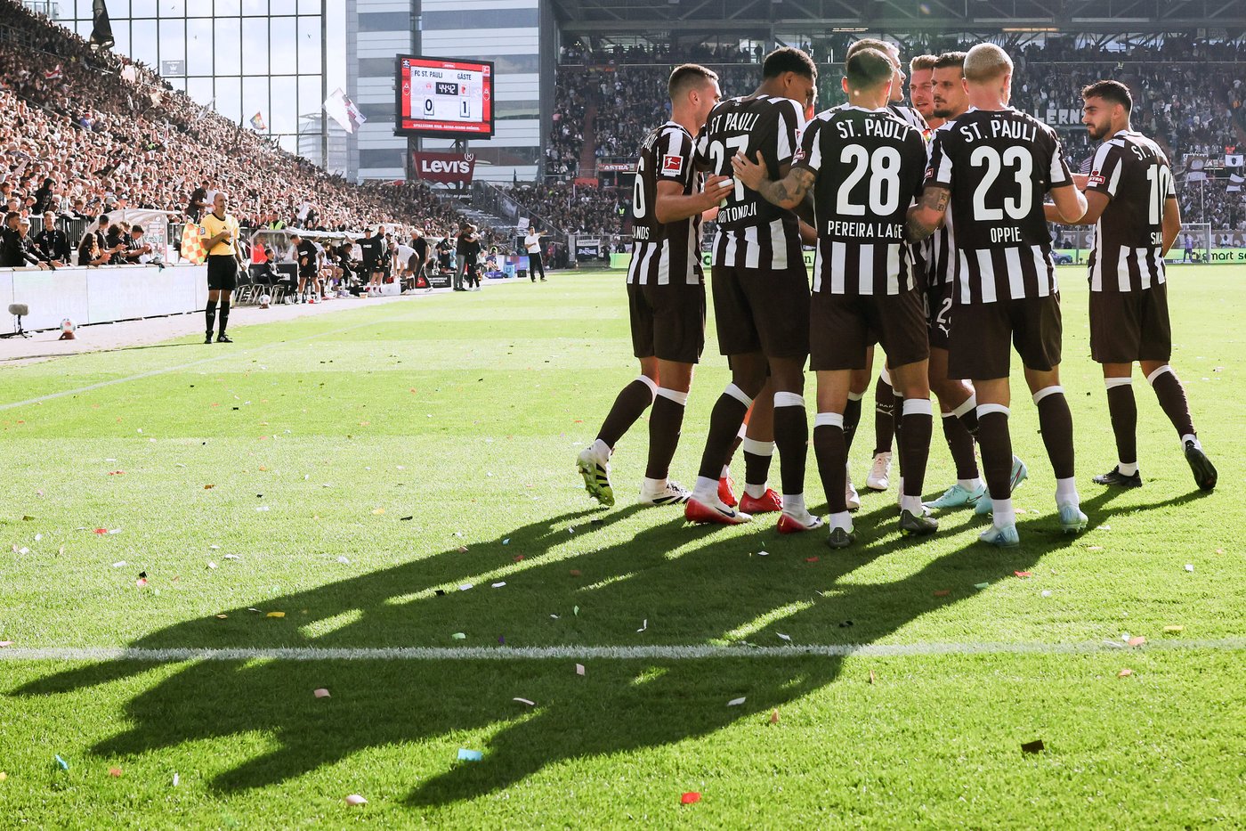 St. Pauli beats Augsburg 2-1 to stay unbeaten in Bundesliga, Bremen routs Gladbach 4-0 | iNFOnews.ca St. Pauli beats Augsburg 2-1 to stay unbeaten in Bundesliga, Bremen routs Gladbach 4-0 | iNFOnews.ca
