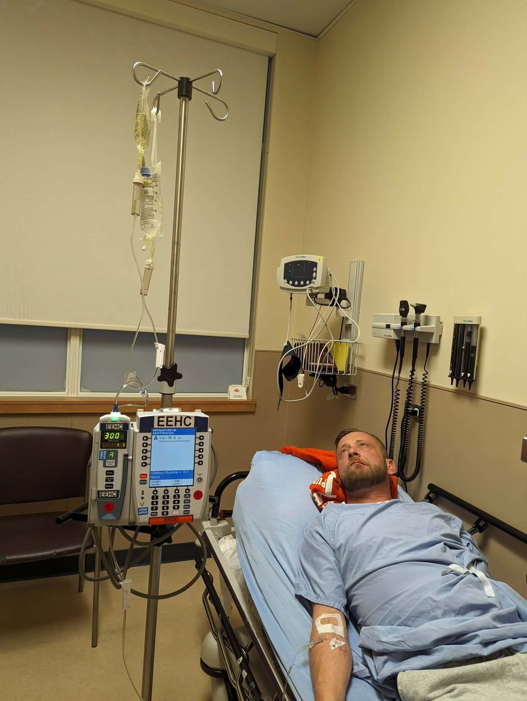 Patients detail 'disaster' inside Alberta emergency departments | iNFOnews.ca