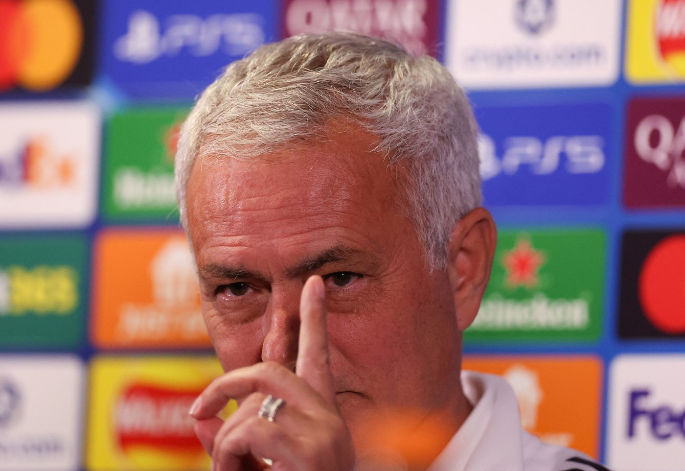 Mourinho 'will always be a Blue' as he returns to Chelsea with new club Benfica | iNFOnews.ca