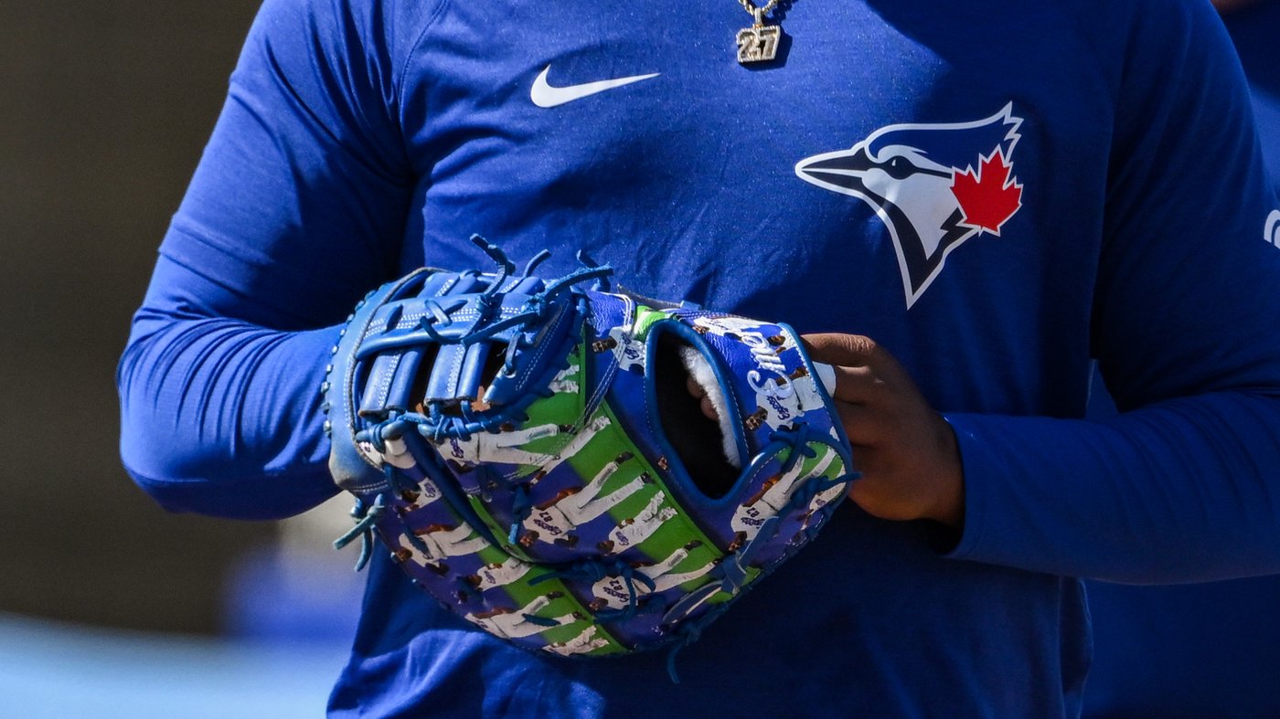 CP photographer looks back on iconic 2002 shot of young Vladimir Guerrero Jr. | iNFOnews.ca CP photographer looks back on iconic 2002 shot of young Vladimir Guerrero Jr. | iNFOnews.ca