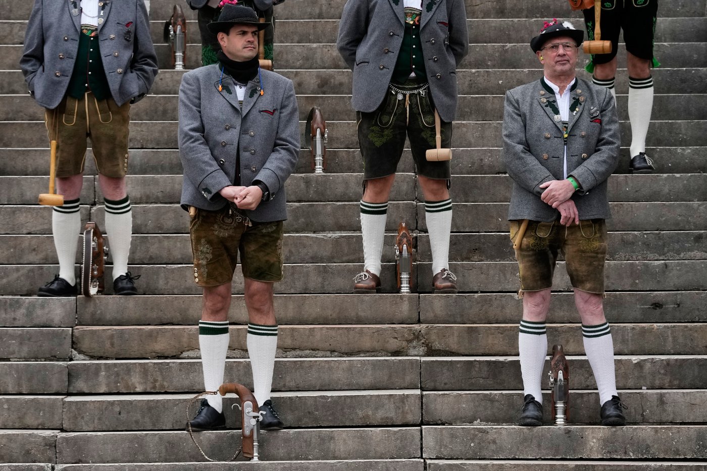 Oktoberfest ends Sunday with the traditional Bavarian salute | iNFOnews.ca Oktoberfest ends Sunday with the traditional Bavarian salute | iNFOnews.ca