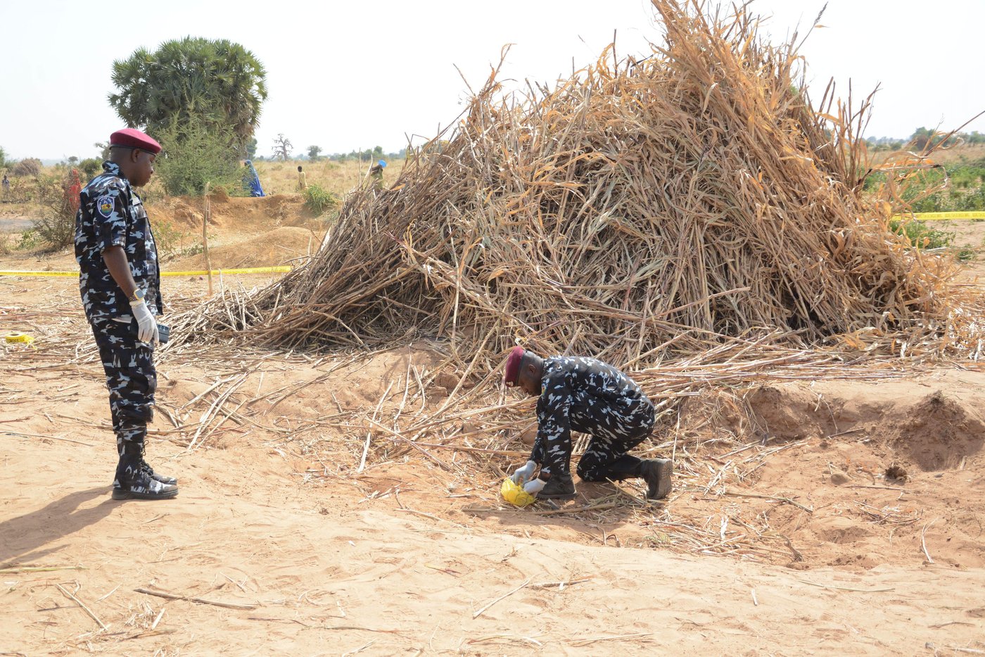 Nigerian villagers are rattled by US airstrikes that made their homes shake and the sky glow red | iNFOnews.ca Nigerian villagers are rattled by US airstrikes that made their homes shake and the sky glow red | iNFOnews.ca