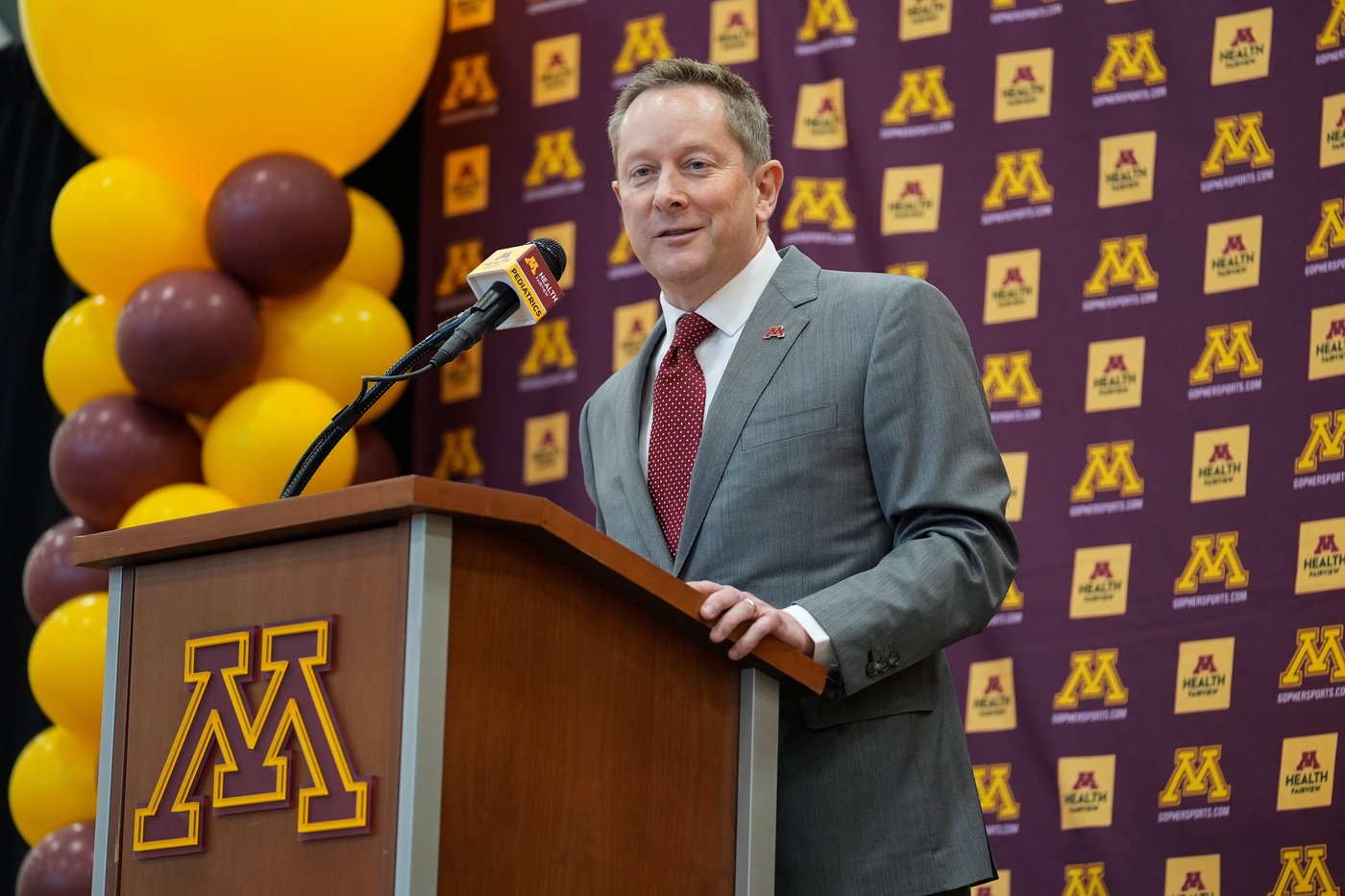 Niko Medved believes Minnesota can climb back into the Big Ten's top tier. He once saw it first-hand | iNFOnews.ca Niko Medved believes Minnesota can climb back into the Big Ten's top tier. He once saw it first-hand | iNFOnews.ca