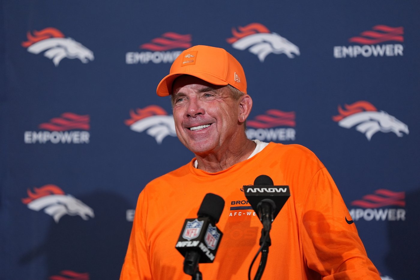 Broncos swagger after pulling off stunning comeback against Eagles for biggest win in a decade | iNFOnews.ca