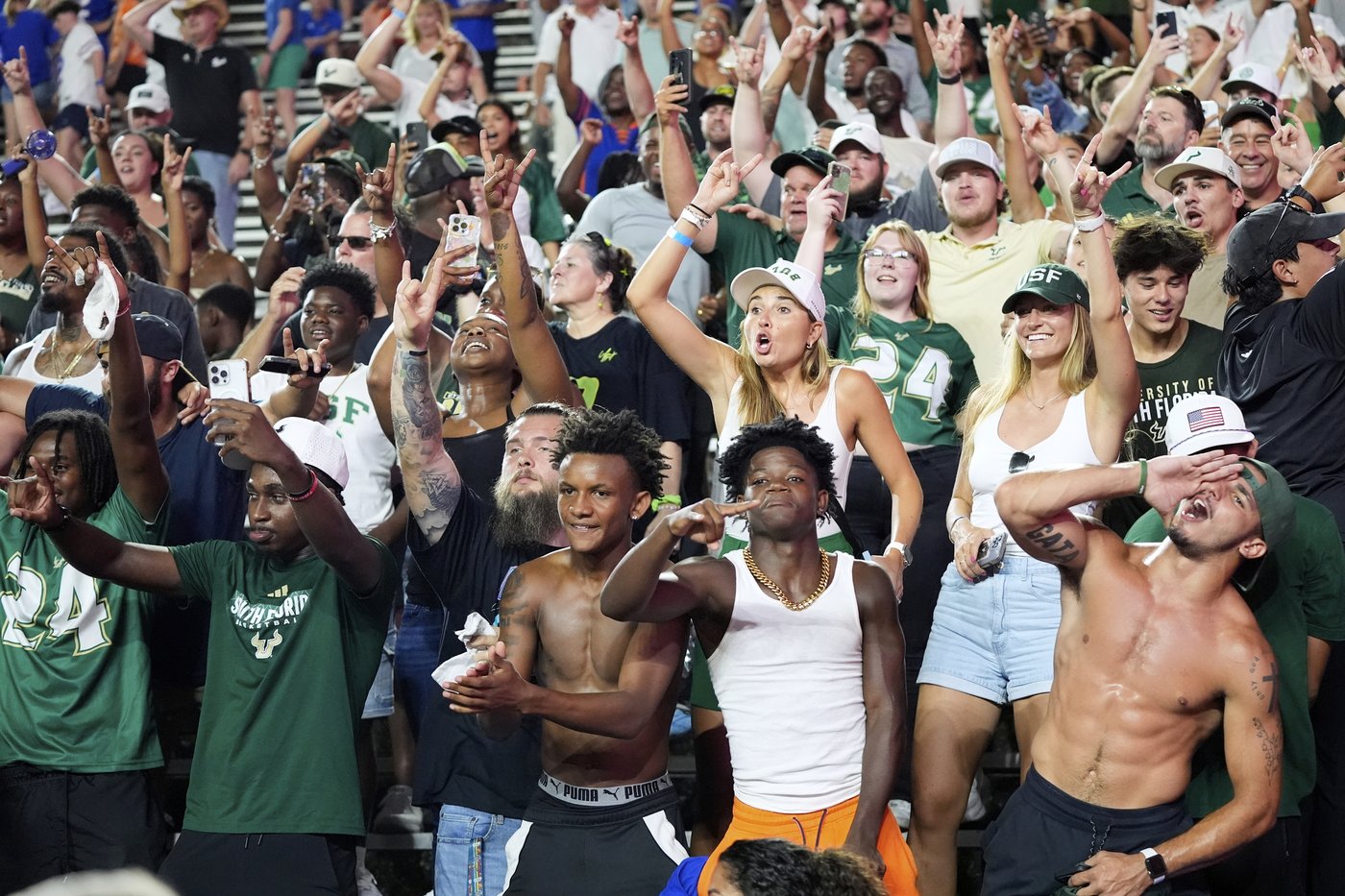 Gramatica's kick lifts South Florida to an 18-16 upset at No. 13 Florida and heats Napier's seat | iNFOnews.ca Gramatica's kick lifts South Florida to an 18-16 upset at No. 13 Florida and heats Napier's seat | iNFOnews.ca