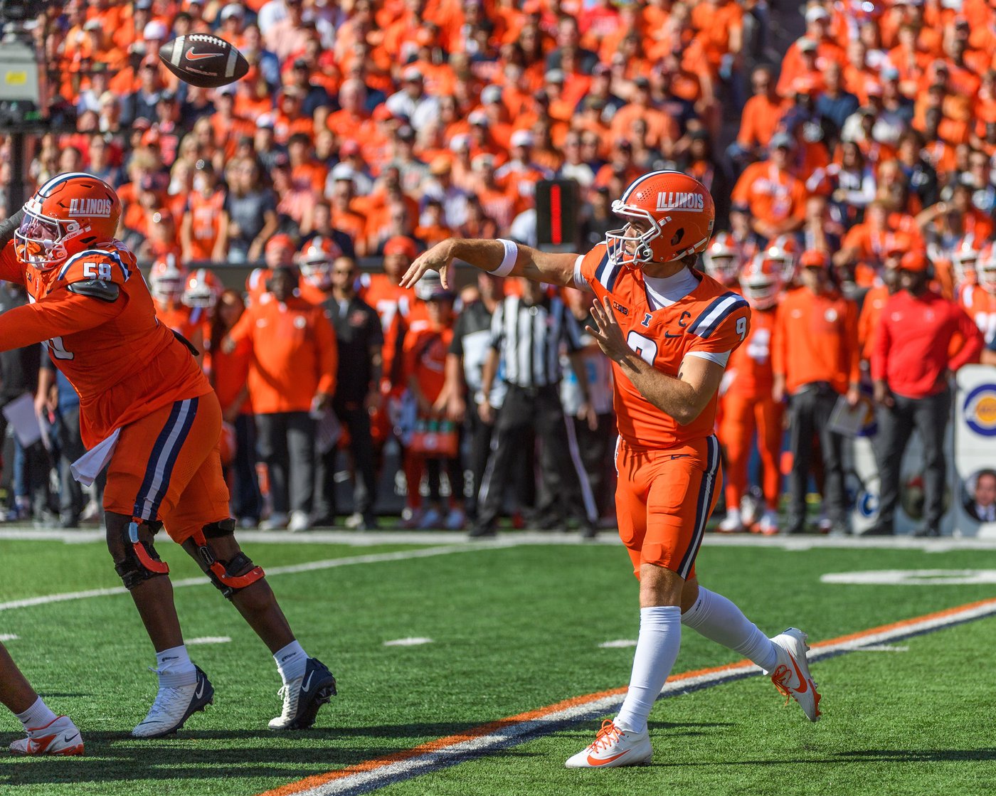 No. 1 Ohio State turns 3 takeaways into 21 points and beats No. 17 Illinois 34-16 | iNFOnews.ca