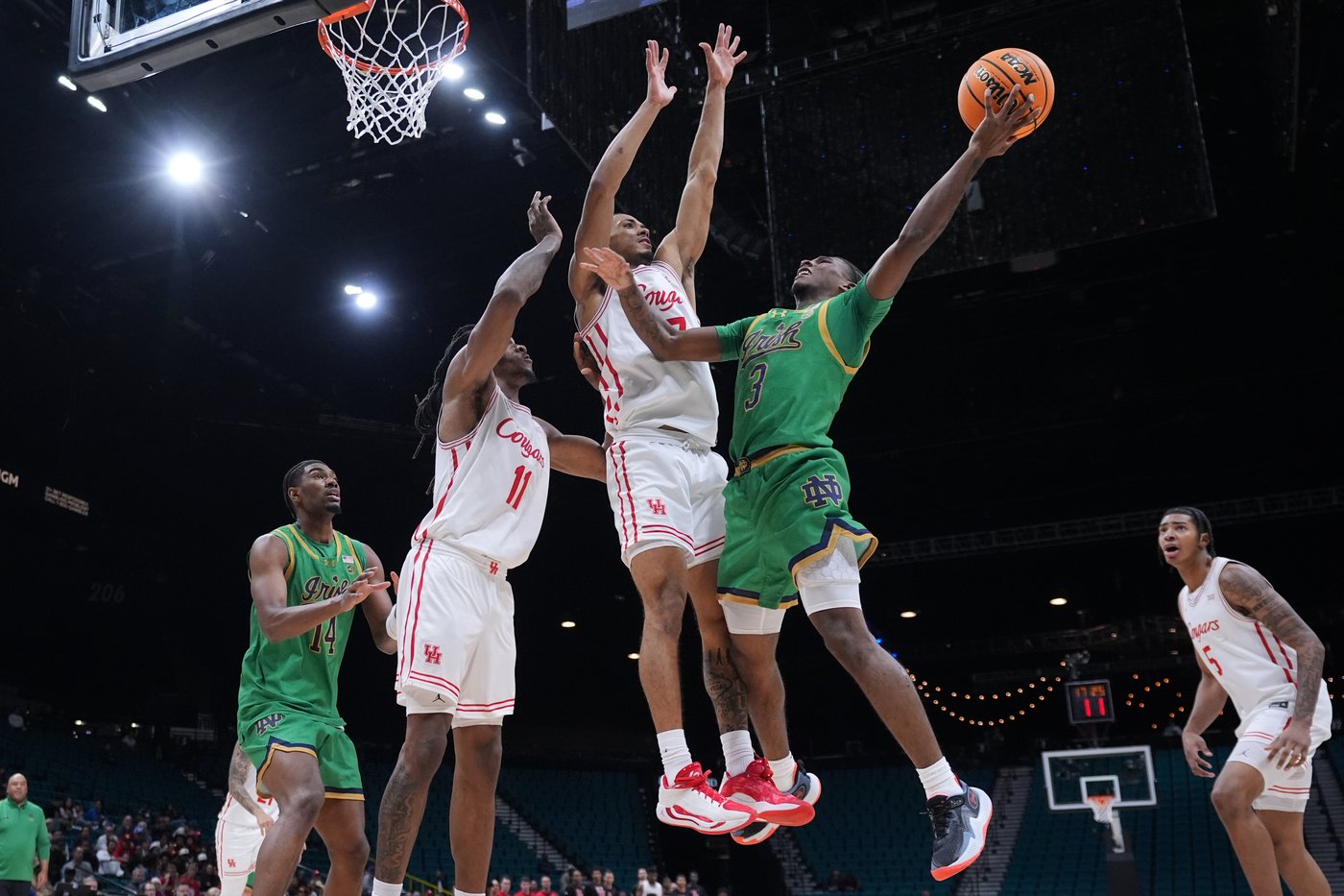 No. 3 Houston beats Notre Dame 66-56 in consolation game of the Players Era Championship | iNFOnews.ca