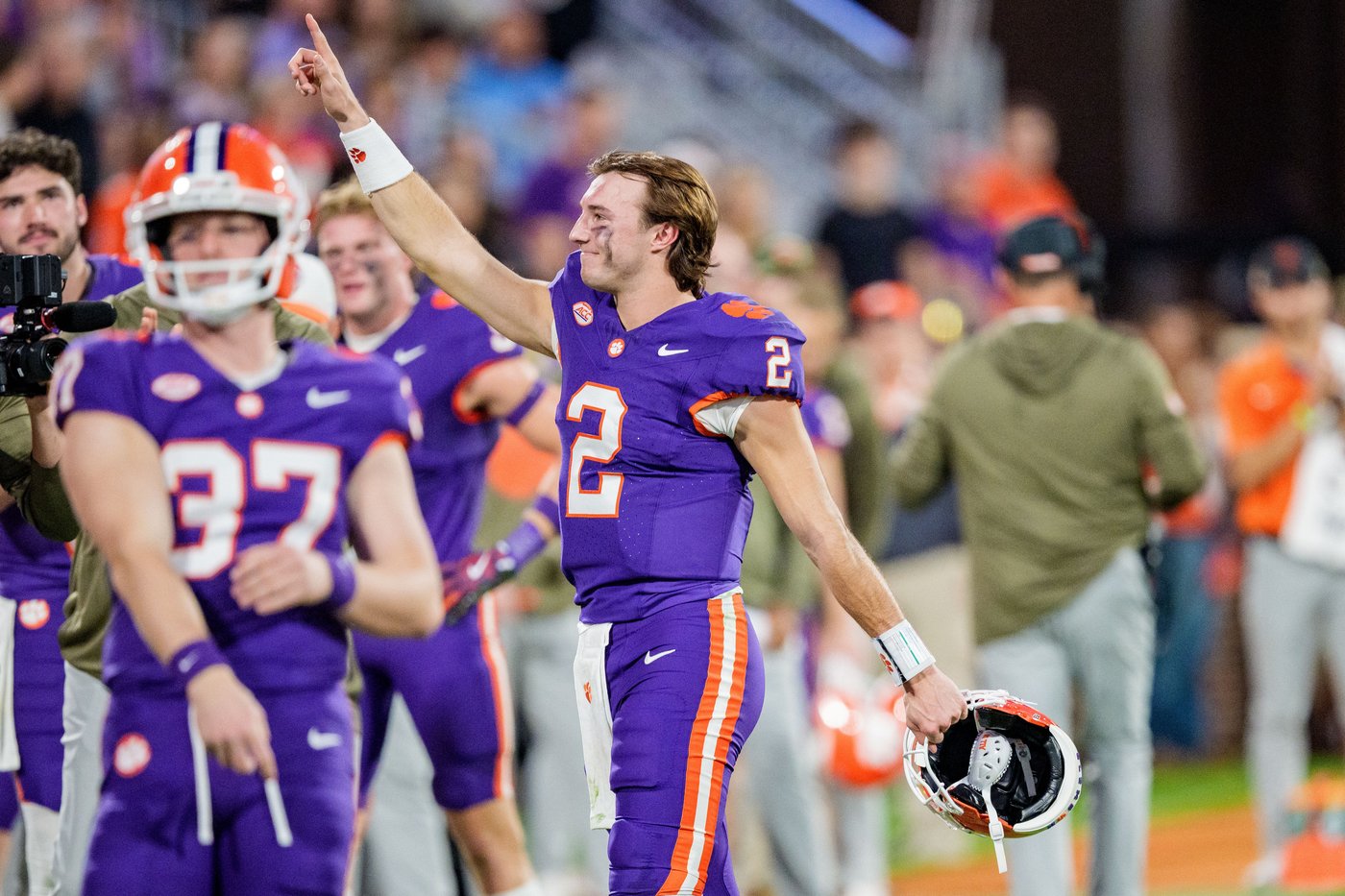 Clemson clinches bowl eligibility with 45-10 win over FCS-member Furman | iNFOnews.ca