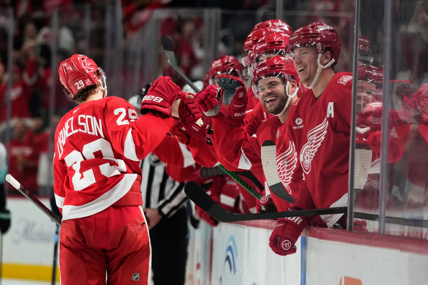 Red Wings rookie Nate Danielson has goal and assist for first NHL points in 4-2 win over Kraken | iNFOnews.ca