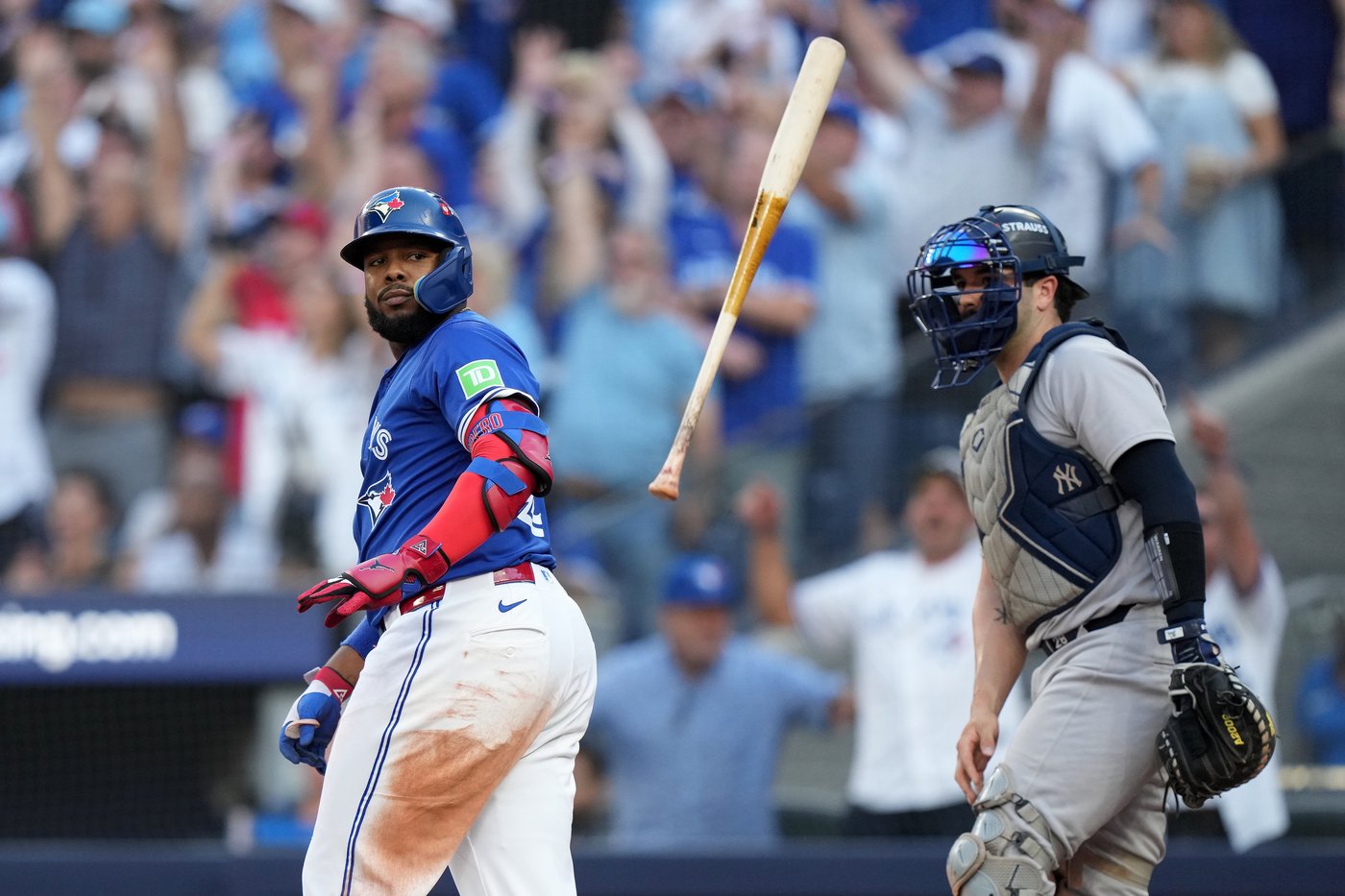 Photo Gallery: Blue Jays beat Yankees 13-7 in Game 2 of ALDS | iNFOnews.ca