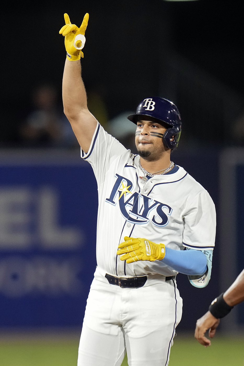 Lowe hits 30th homer as Rays beat Red Sox 7-3 to finish 41-40 at Steinbrenner Field | iNFOnews.ca