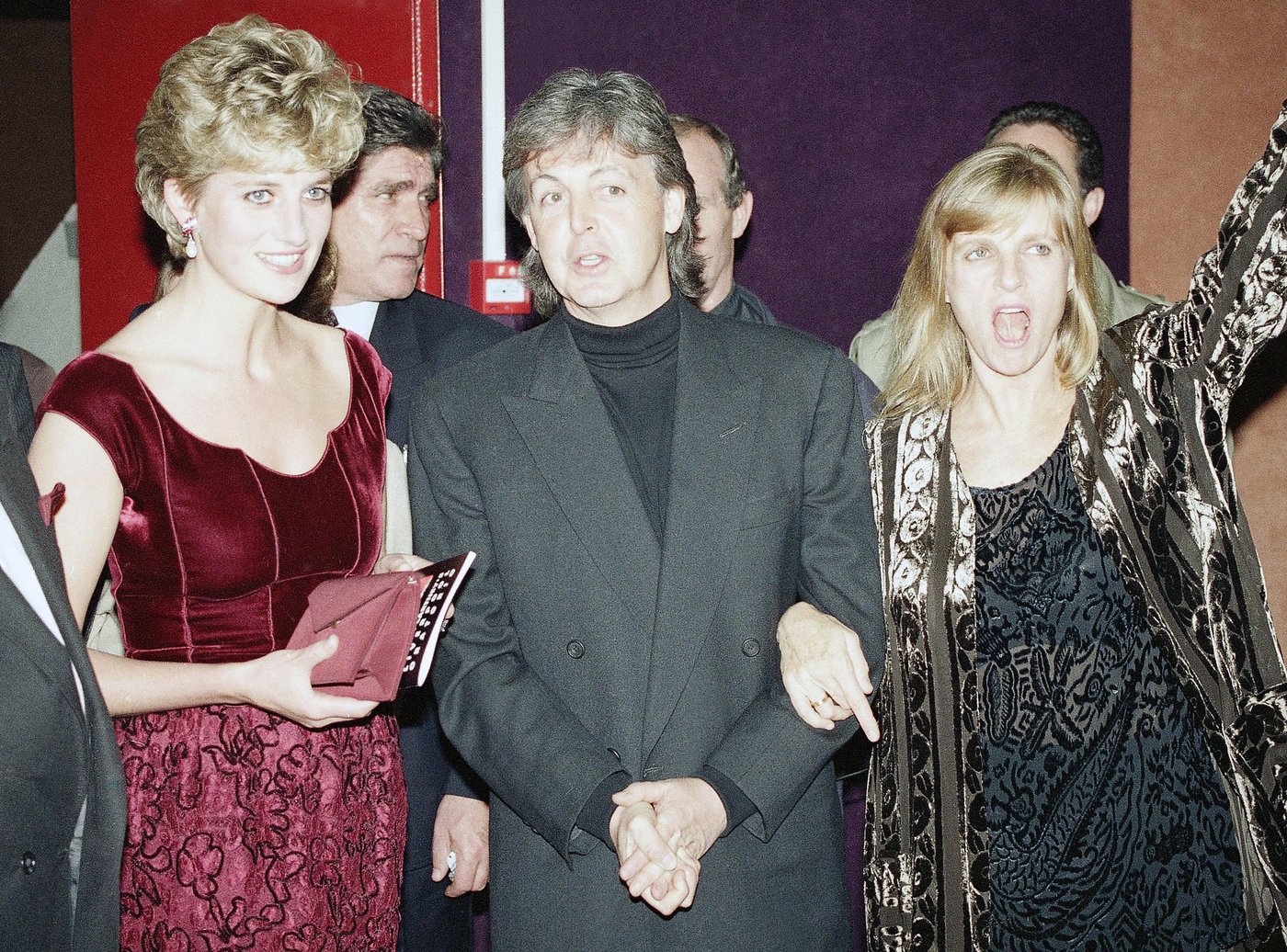 Valentino, designer whose gowns made royals and movie stars feel beautiful, dies at 93 | iNFOnews.ca