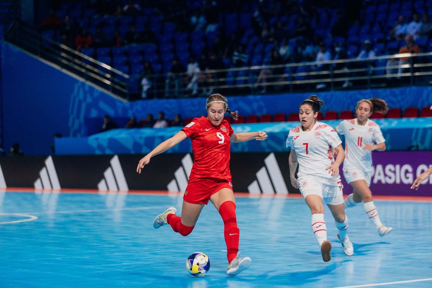 Canada exits FIFA Futsal Women's World Cup on back of 7-0 loss to Spain | iNFOnews.ca