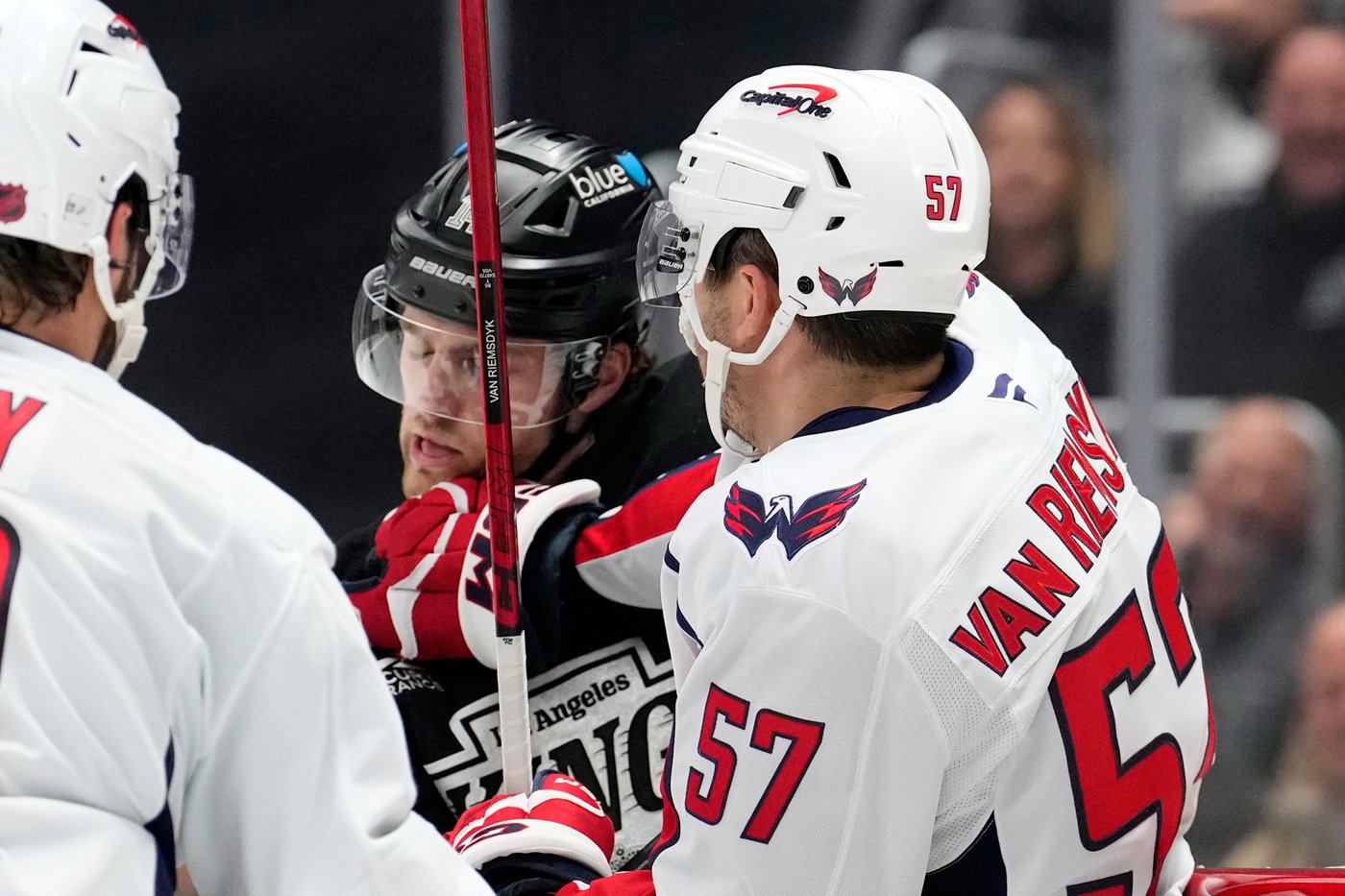 Beauvillier's tiebreaking goal sends Capitals past Kings 3-1, into 1st place with 5th straight win | iNFOnews.ca