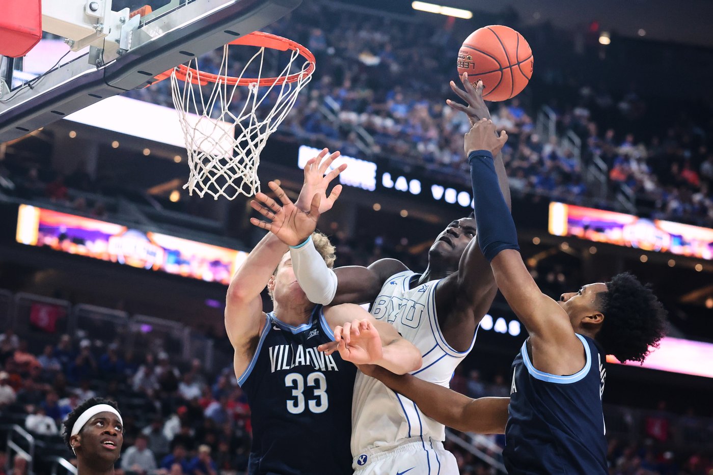 No. 8 BYU beats Villanova 71-66 and spoils the debut of new Wildcats coach Kevin Willard | iNFOnews.ca No. 8 BYU beats Villanova 71-66 and spoils the debut of new Wildcats coach Kevin Willard | iNFOnews.ca