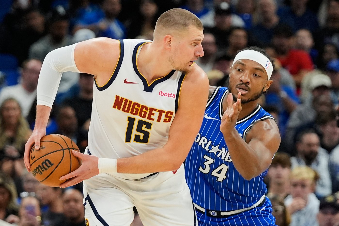 Nuggets star Nikola Jokic hyperextended his left knee and will be evaluated in 4 weeks | iNFOnews.ca