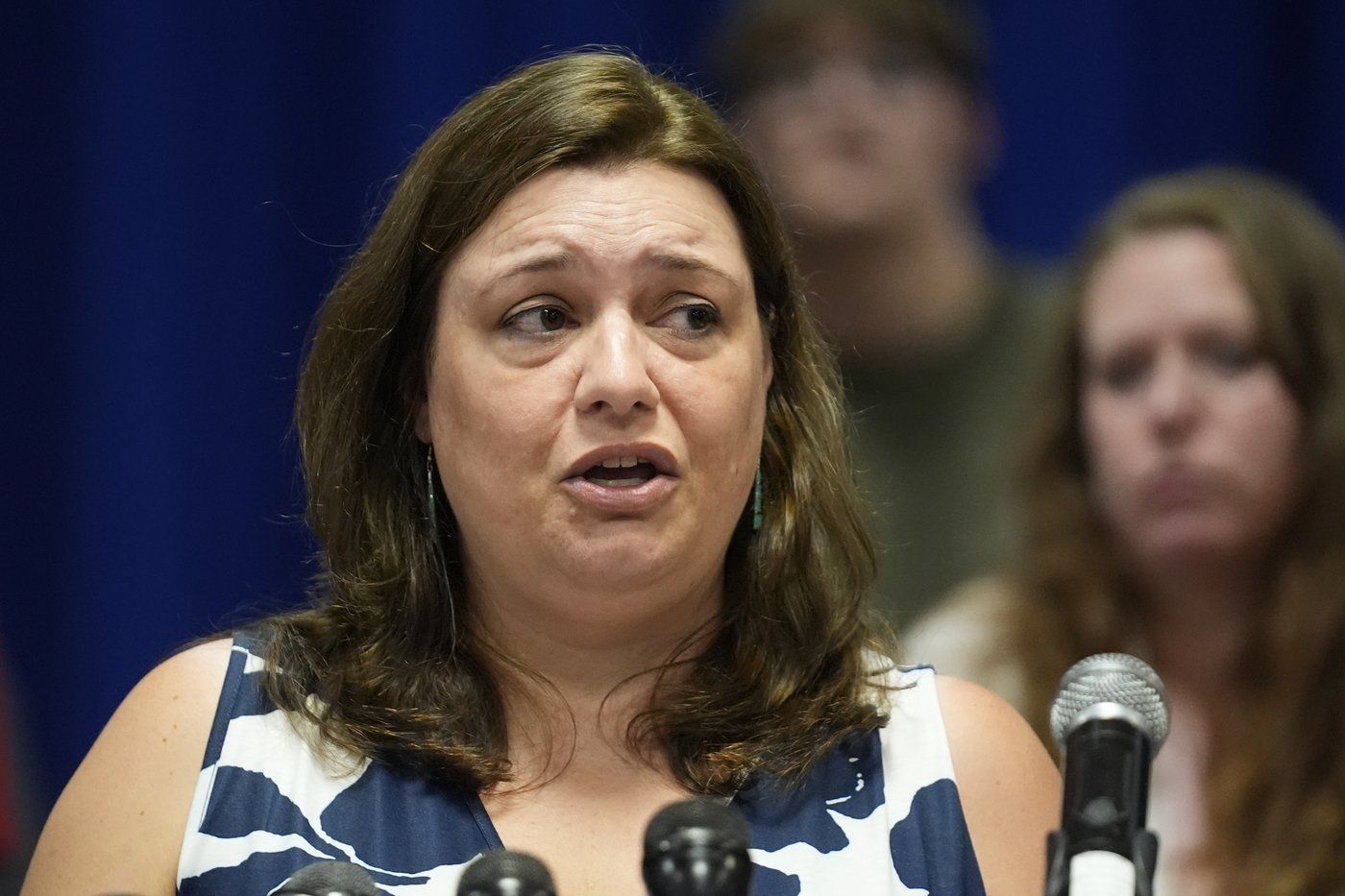 Survivors of Maine mass shooting and victims' relatives sue US government alleging negligence | iNFOnews.ca Survivors of Maine mass shooting and victims' relatives sue US government alleging negligence | iNFOnews.ca