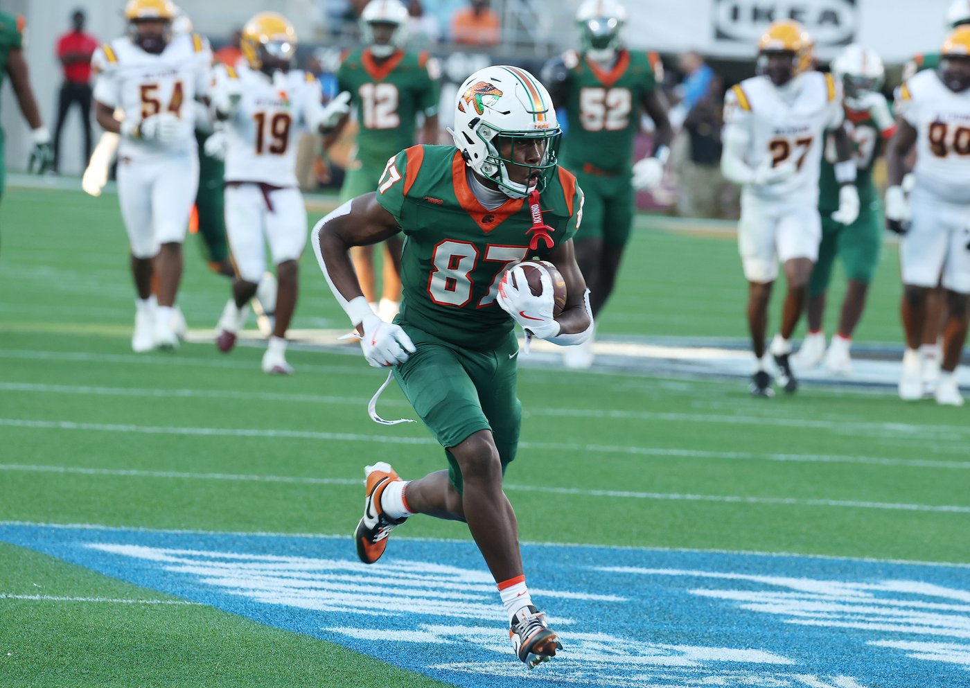 Bethune-Cookman scores late, beats Florida A&M 38-34 to end 4-game skid in Florida Classic | iNFOnews.ca