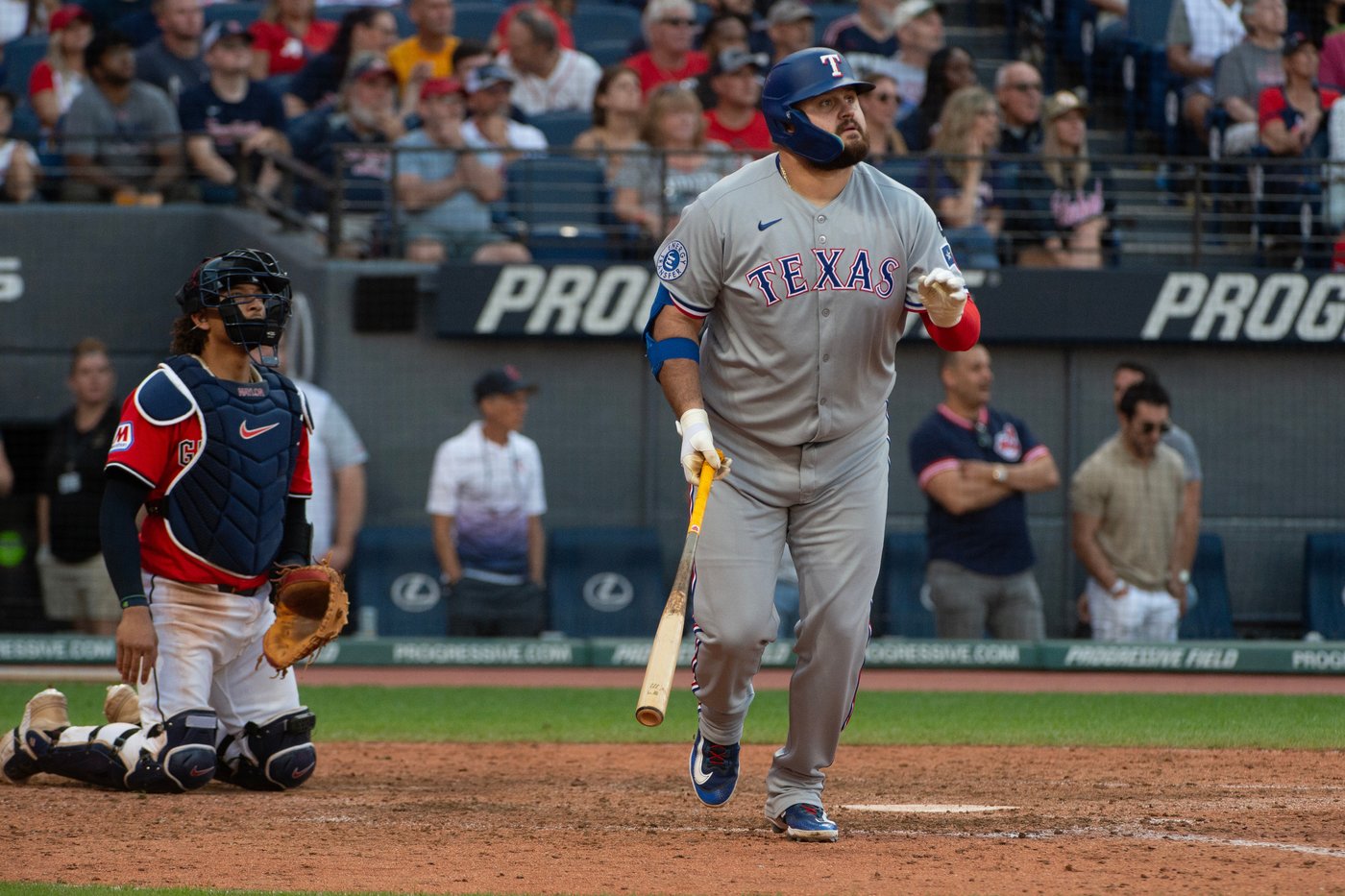 Rocchio's 3-run homer in the 10th gives AL Central champion Guardians a 9-8 win over Rangers | iNFOnews.ca