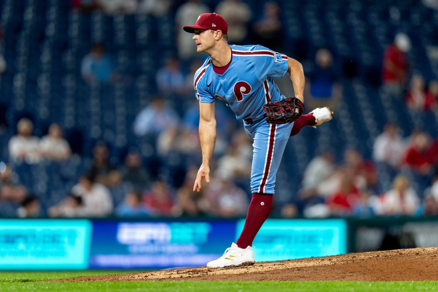 Phillies beat Miami 1-0, eliminating the Marlins from the wild-card race | iNFOnews.ca