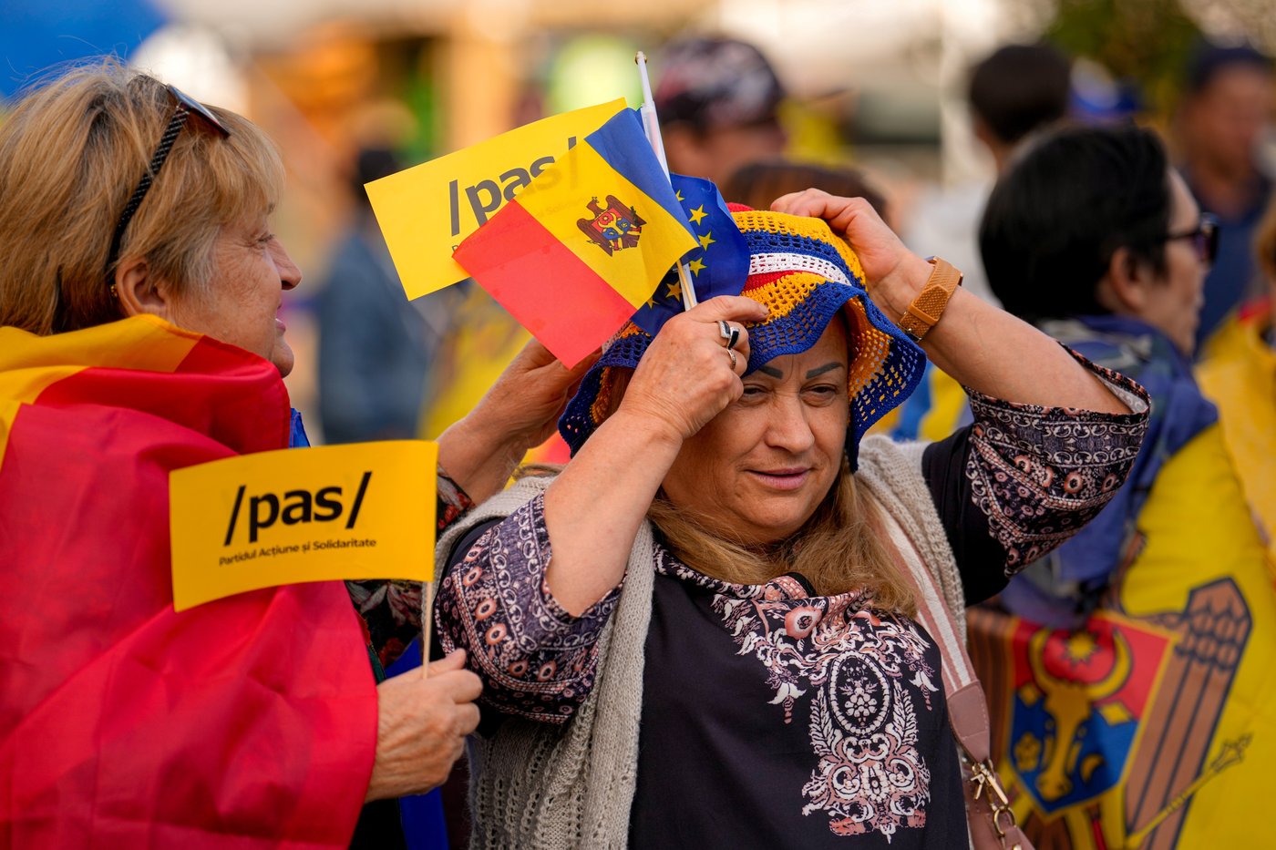 In photos: Moldova’s pro-EU party takes lead in vote clouded by Russian interference claims | iNFOnews.ca